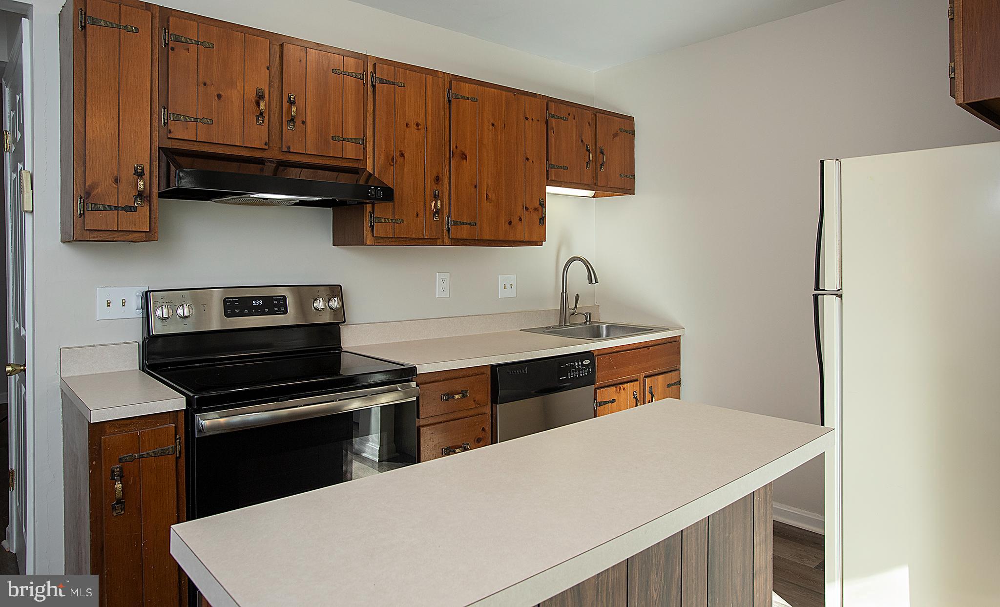 GRANTHAM GLEN - Residential Lease