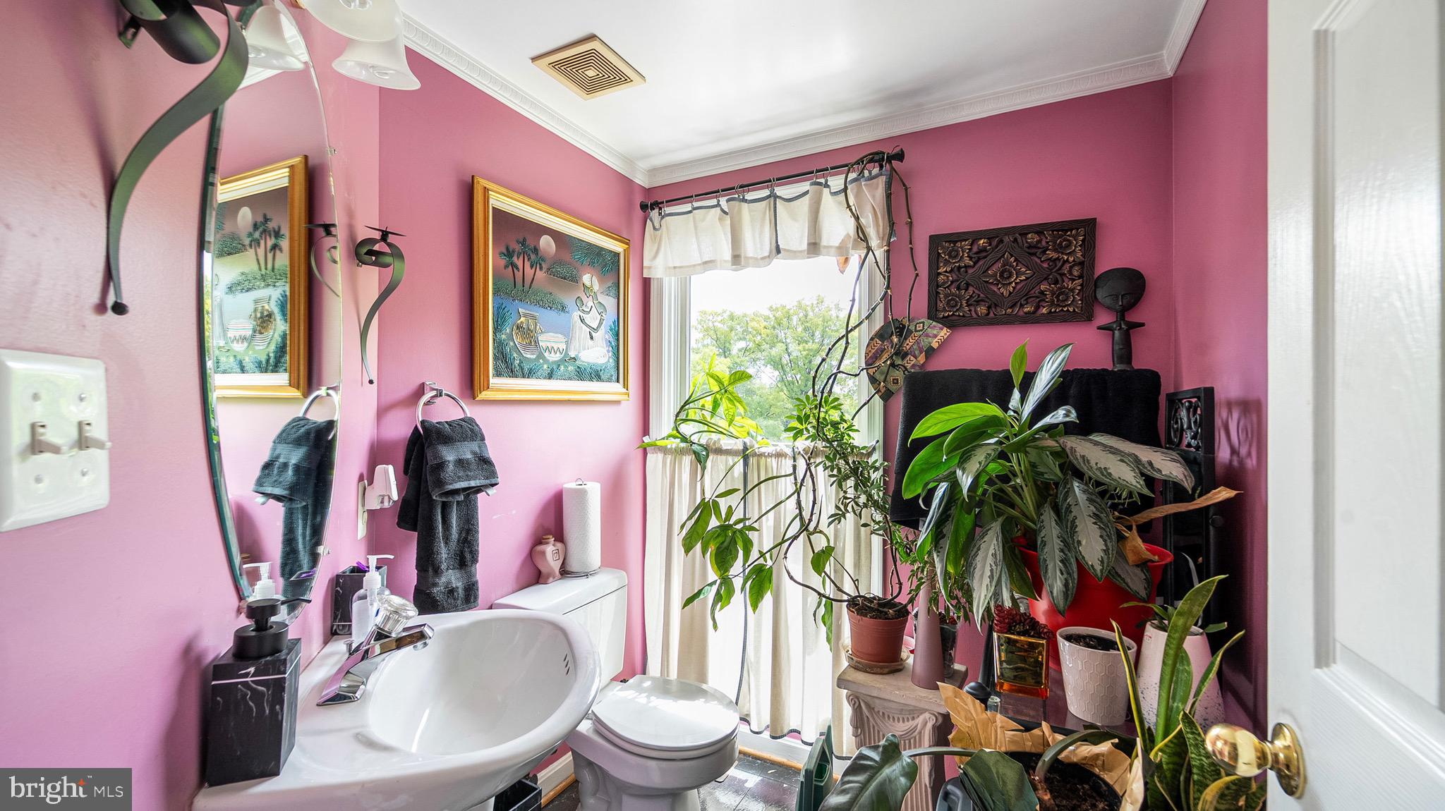 BOLTON HILL HISTORIC DISTRICT - Residential Lease