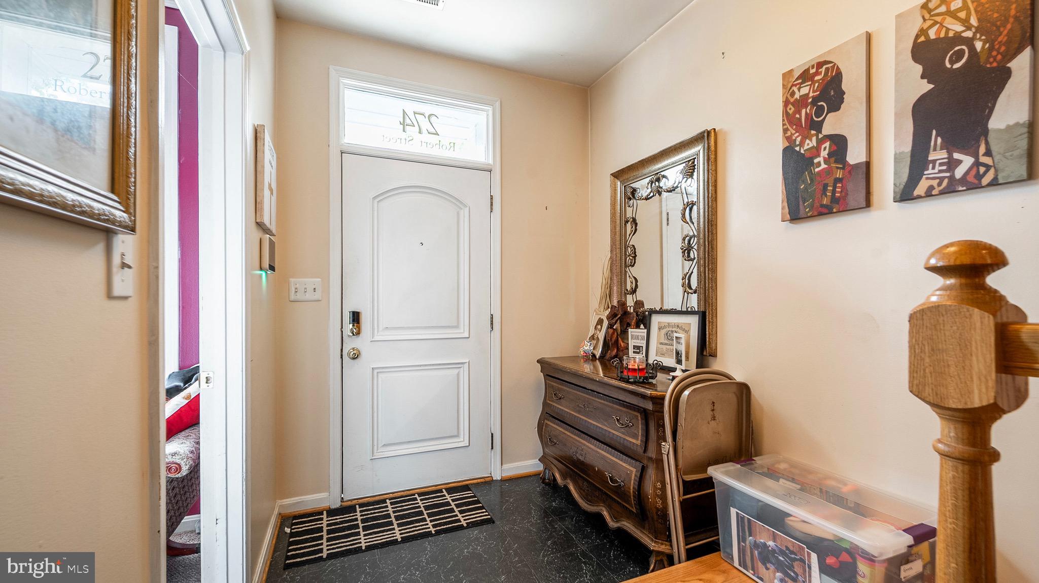 BOLTON HILL HISTORIC DISTRICT - Residential Lease