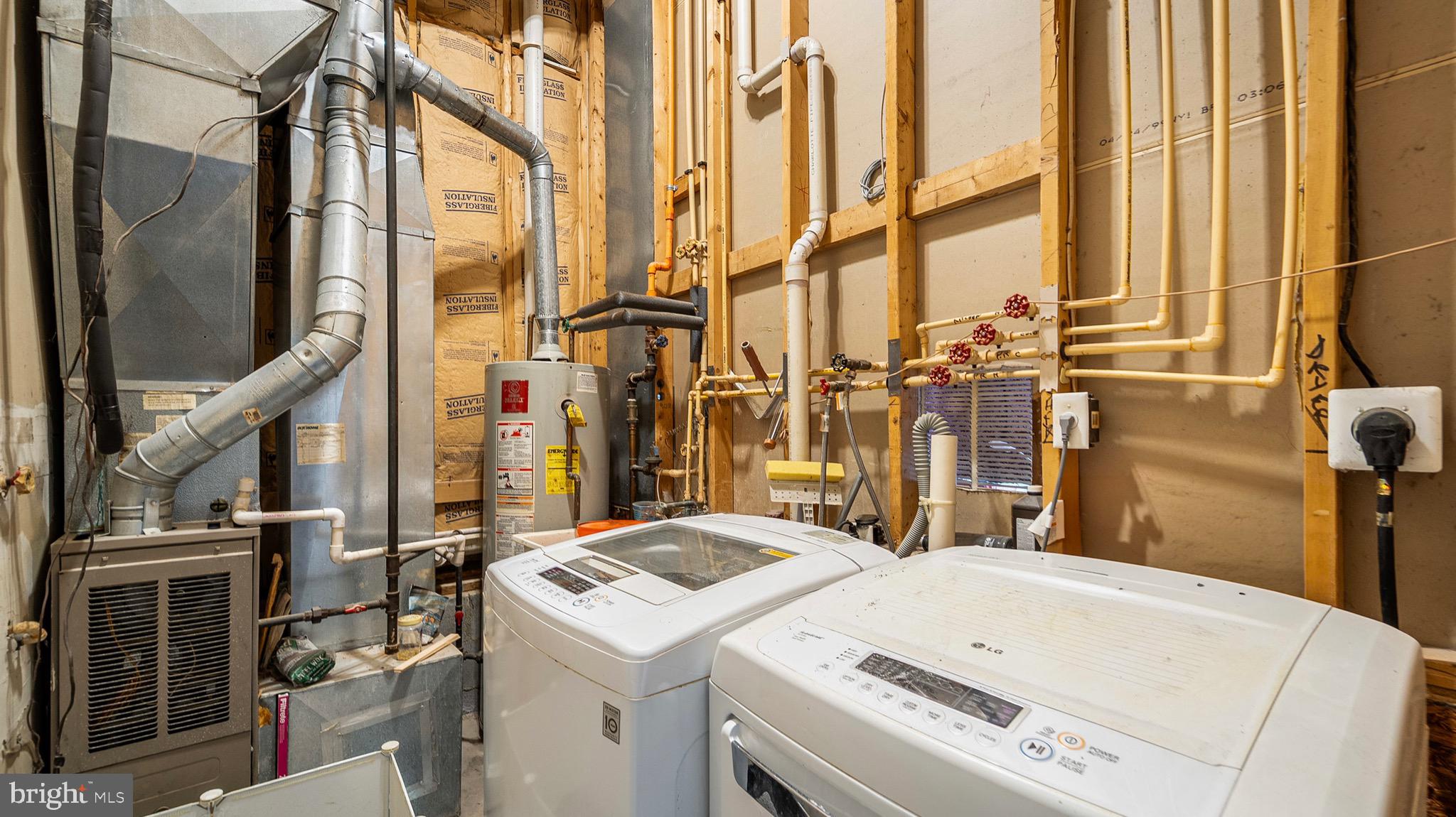 BOLTON HILL HISTORIC DISTRICT - Residential Lease