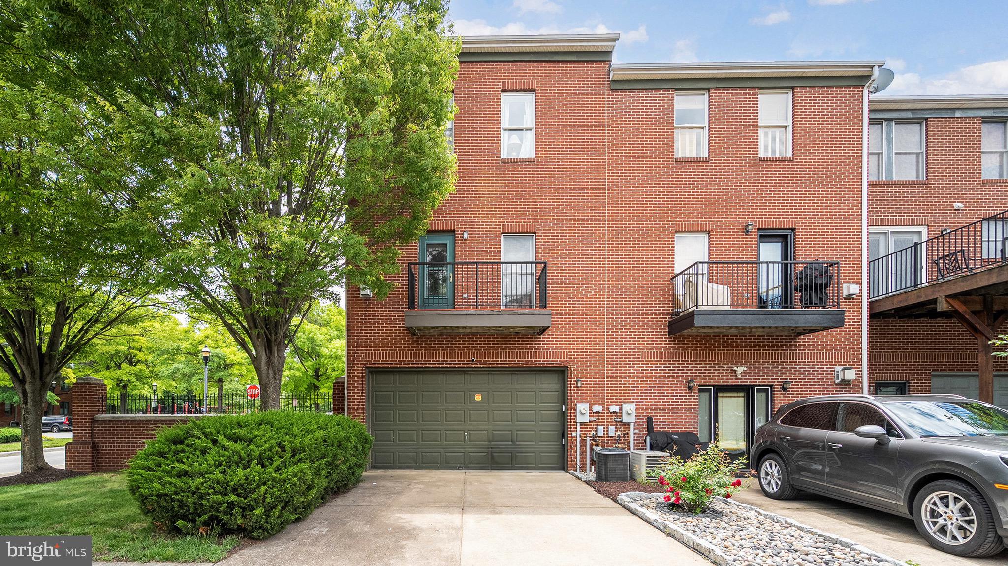 BOLTON HILL HISTORIC DISTRICT - Residential Lease