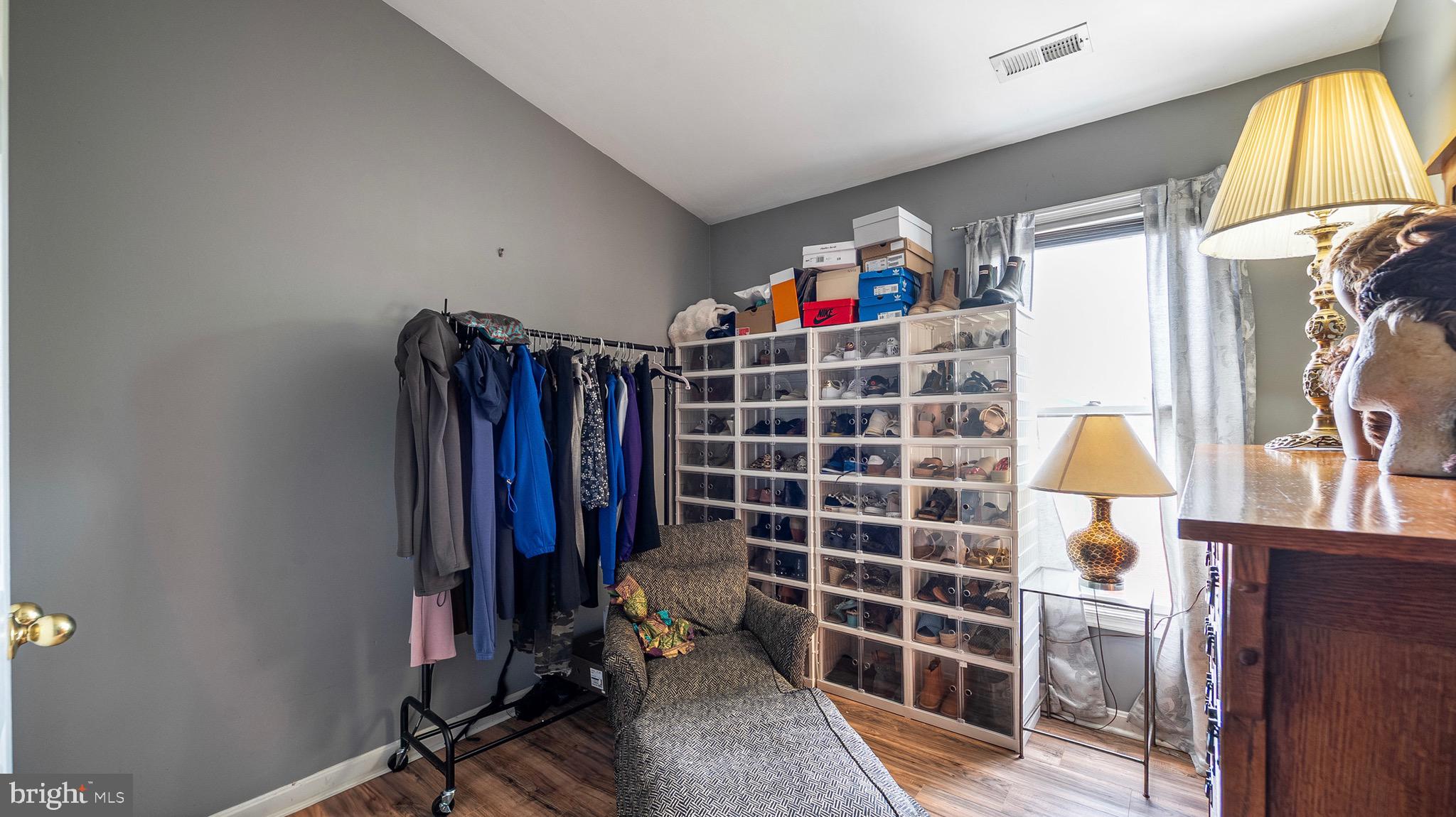 BOLTON HILL HISTORIC DISTRICT - Residential Lease