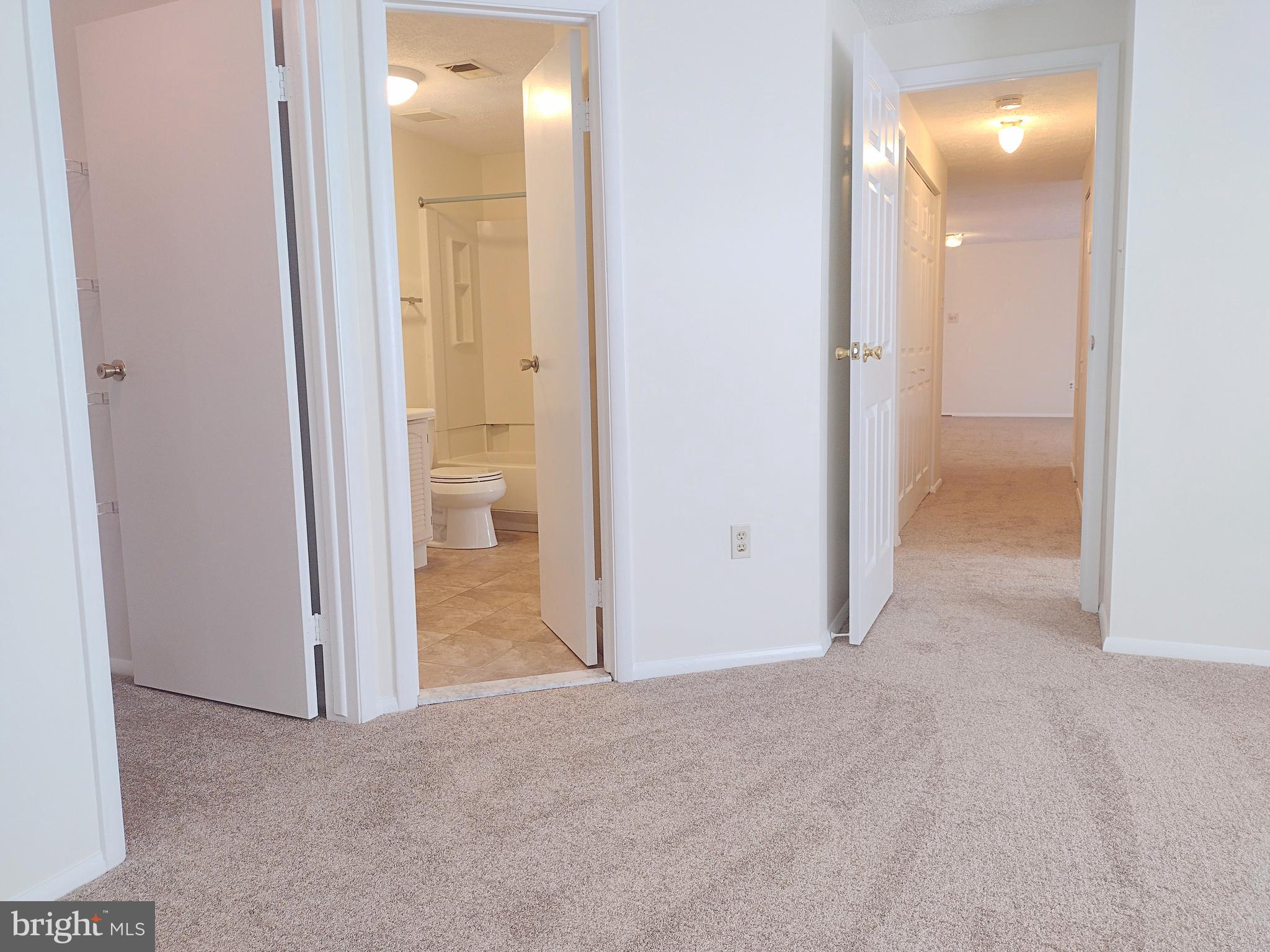 DAMASCUS GARDENS - Residential Lease