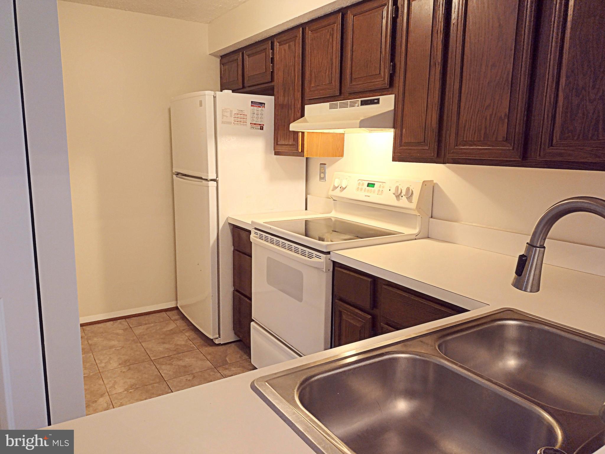 DAMASCUS GARDENS - Residential Lease