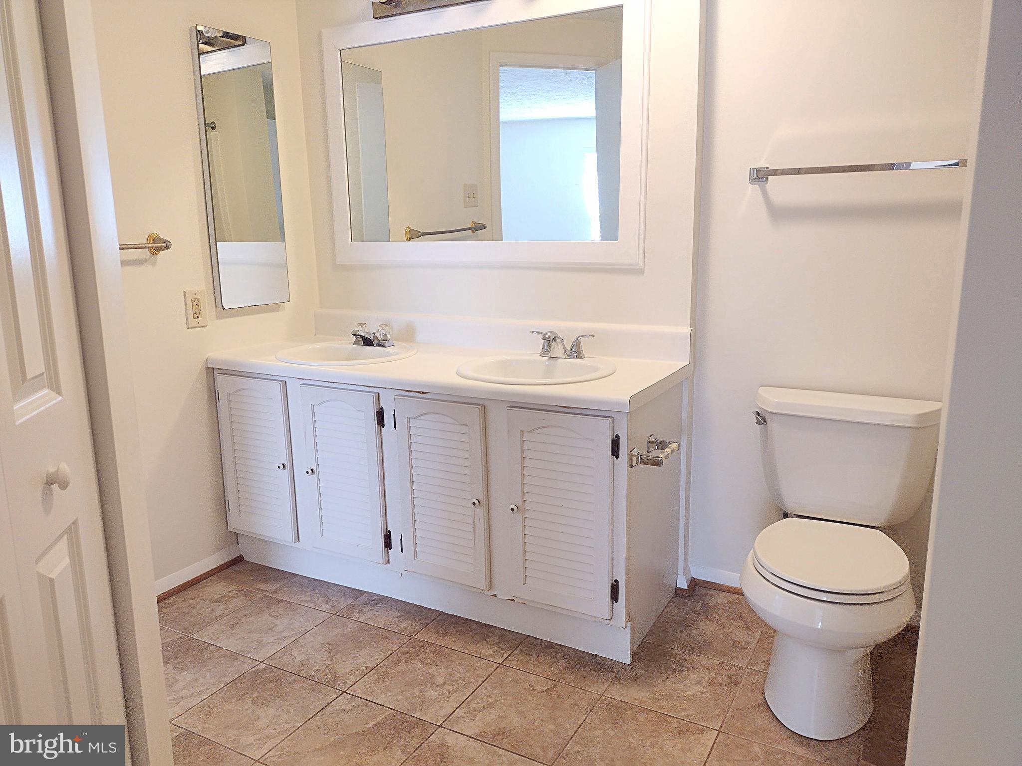 DAMASCUS GARDENS - Residential Lease