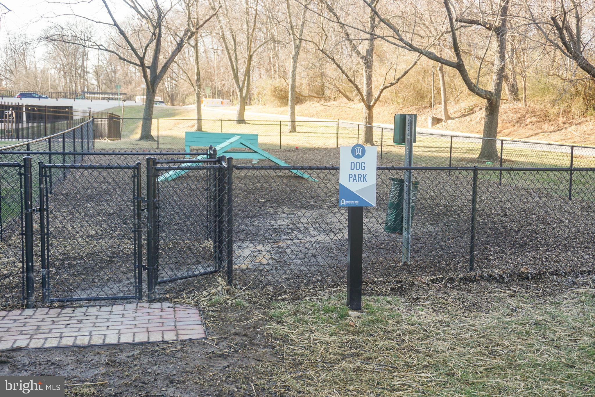 WESTCHESTER PARK - Residential