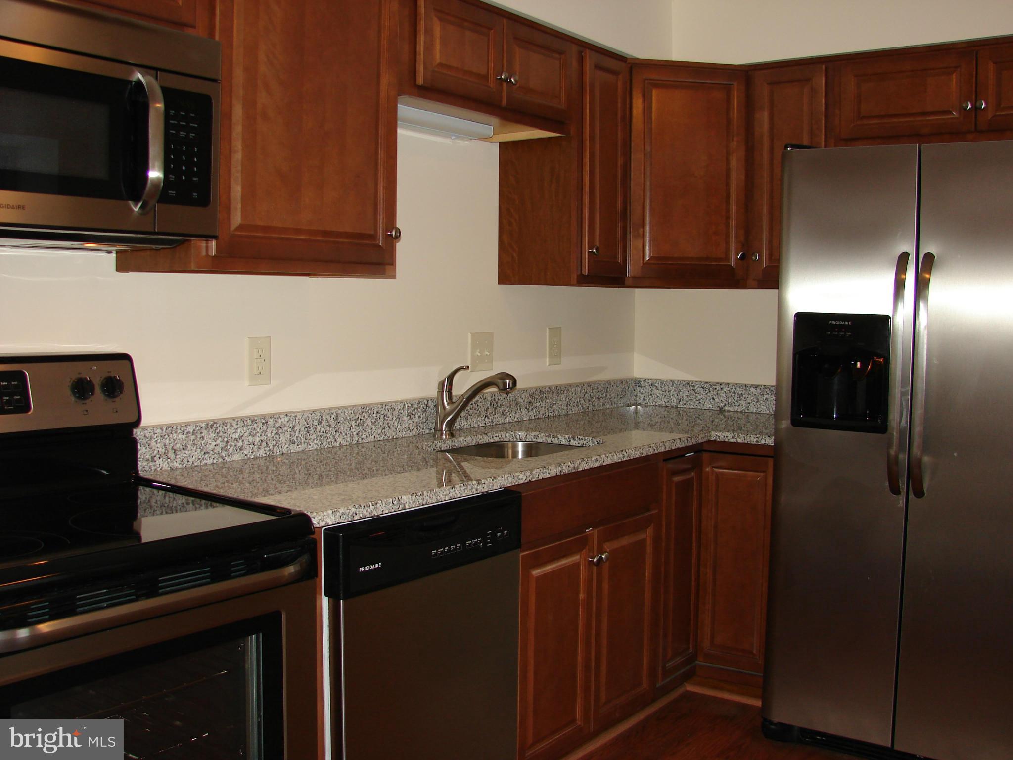 LYNNBROOK SUB - Residential