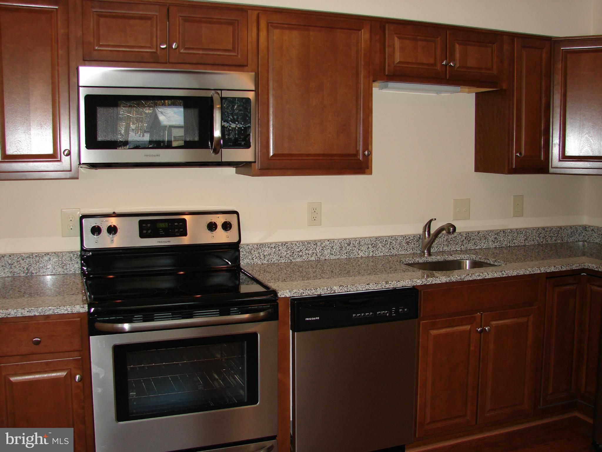 LYNNBROOK SUB - Residential