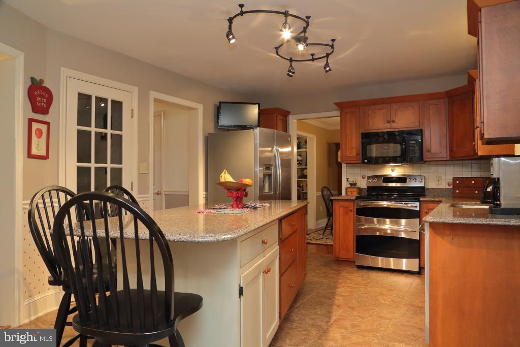 PINE HILL ESTATES - Residential