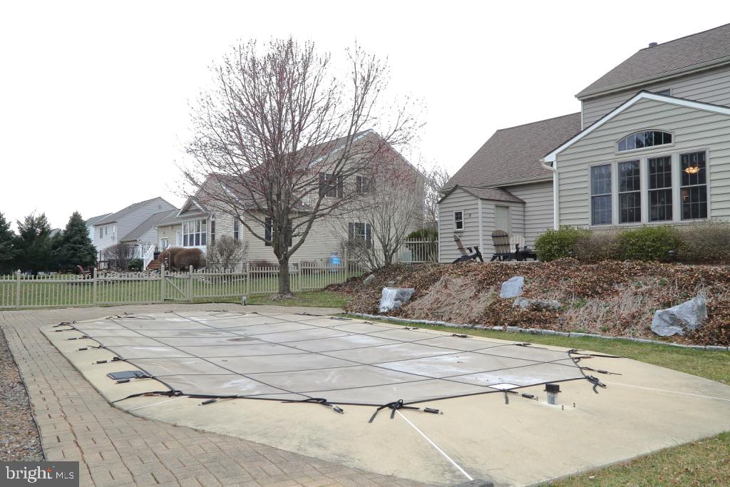 PINE HILL ESTATES - Residential