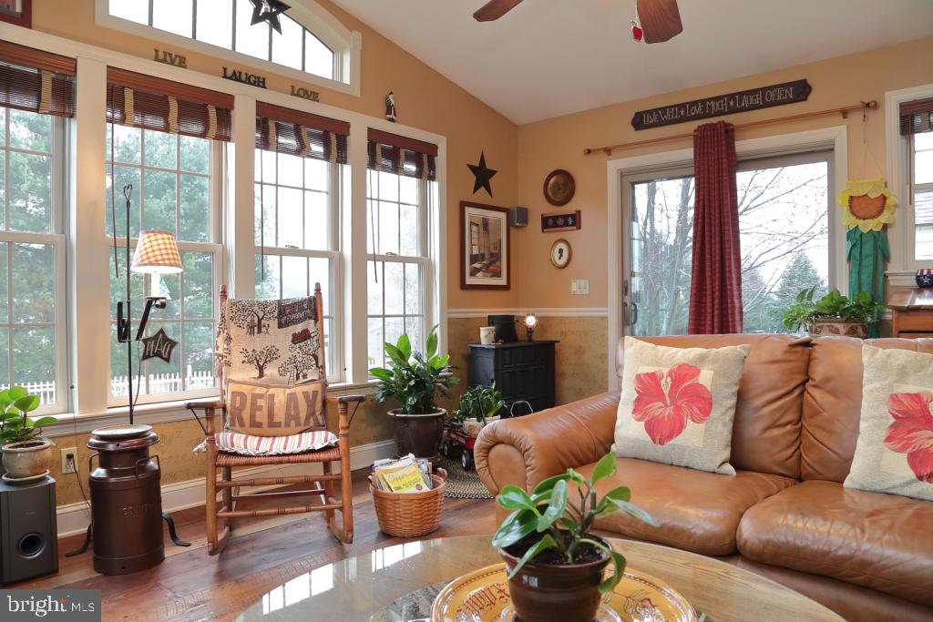 PINE HILL ESTATES - Residential