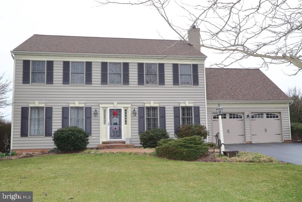 PINE HILL ESTATES - Residential