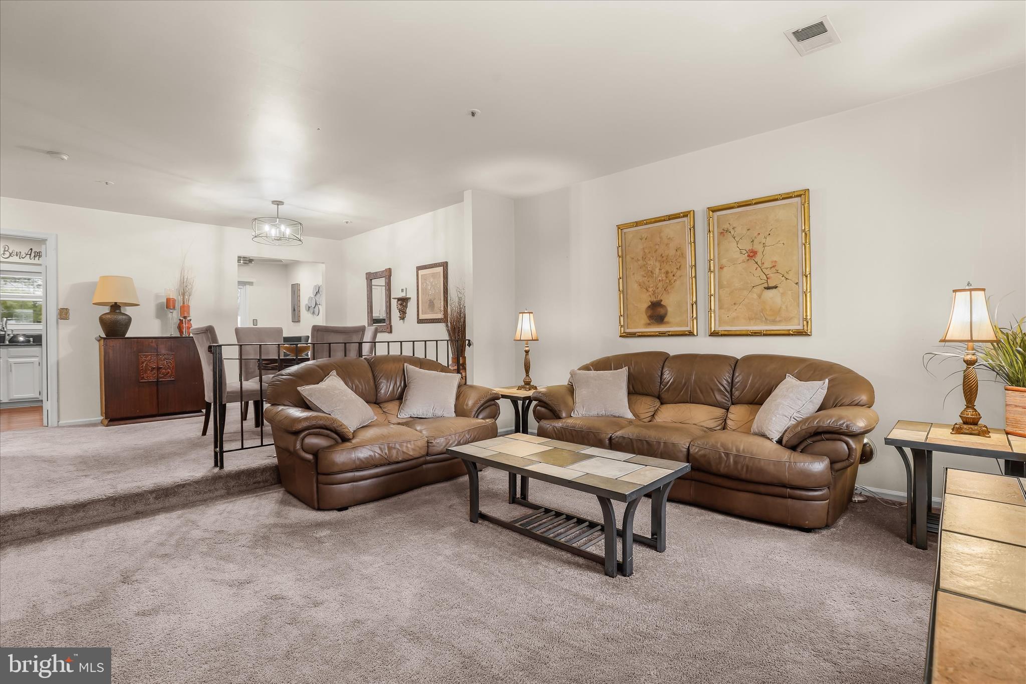 LAUREL LAKES - Residential