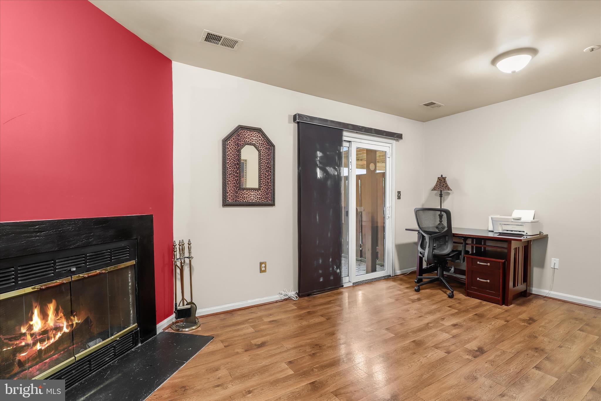 LAUREL LAKES - Residential