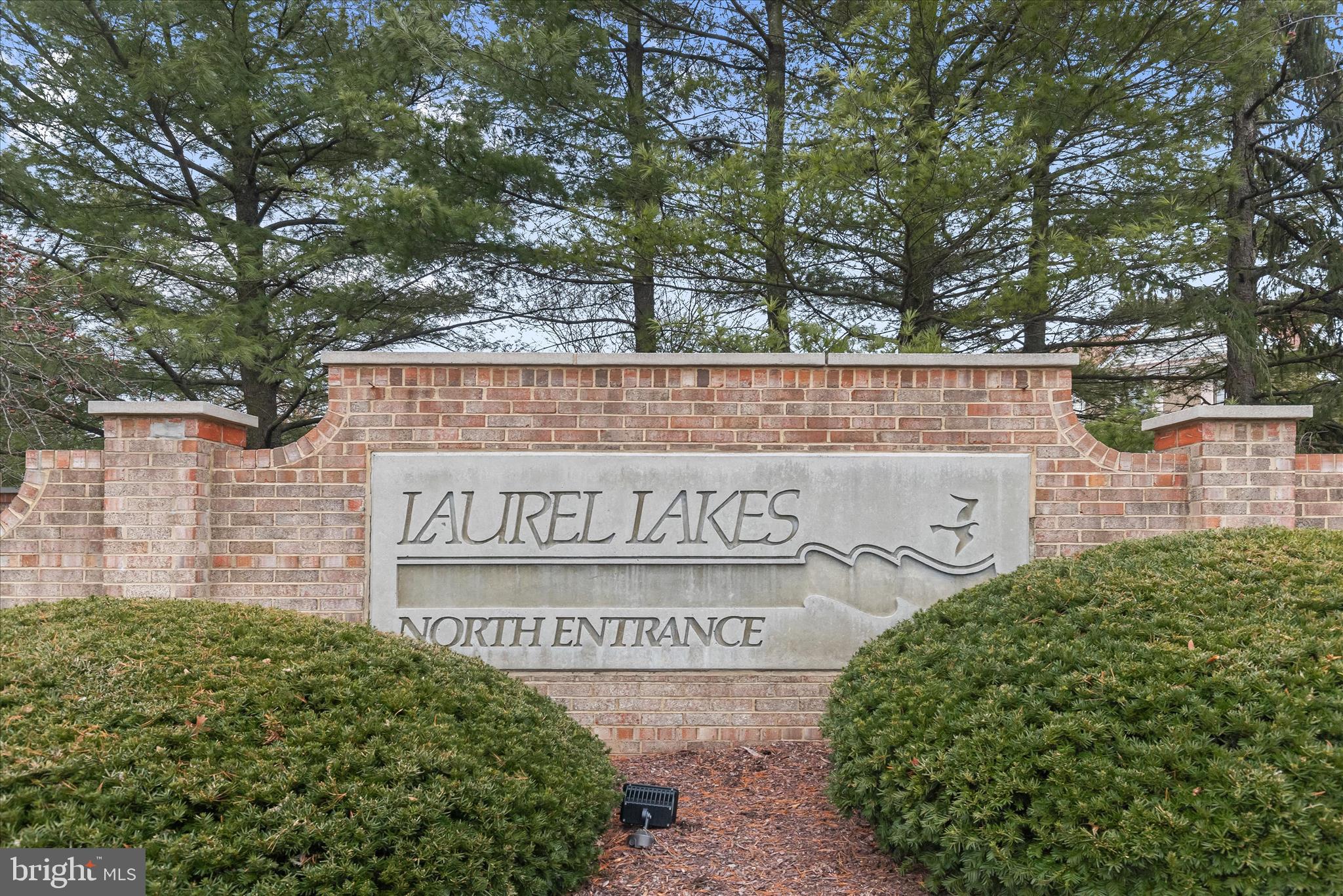 LAUREL LAKES - Residential
