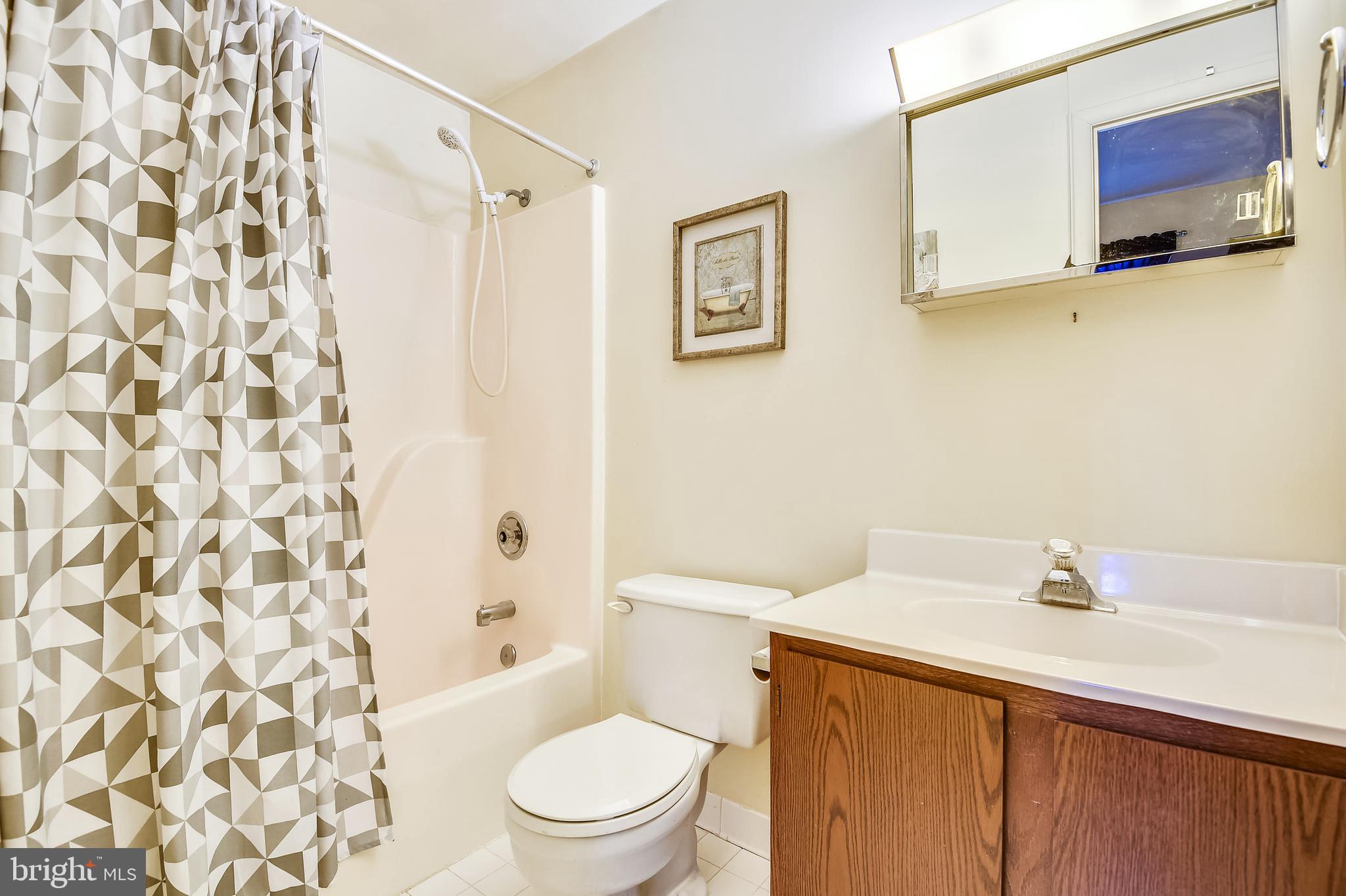 SATYR GREEN - Residential