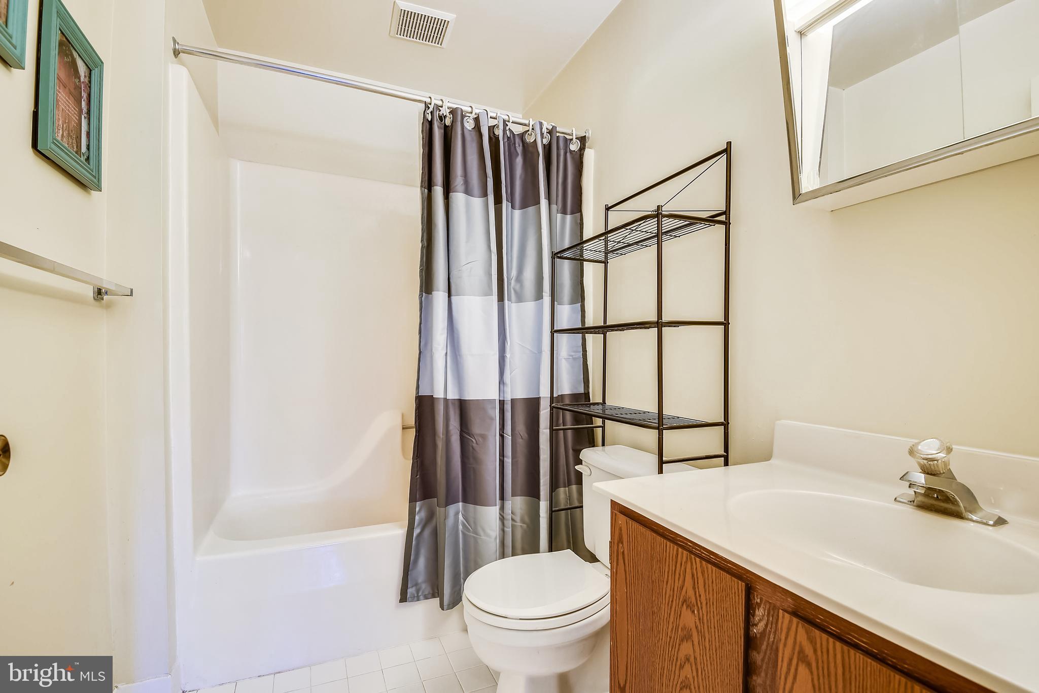 SATYR GREEN - Residential