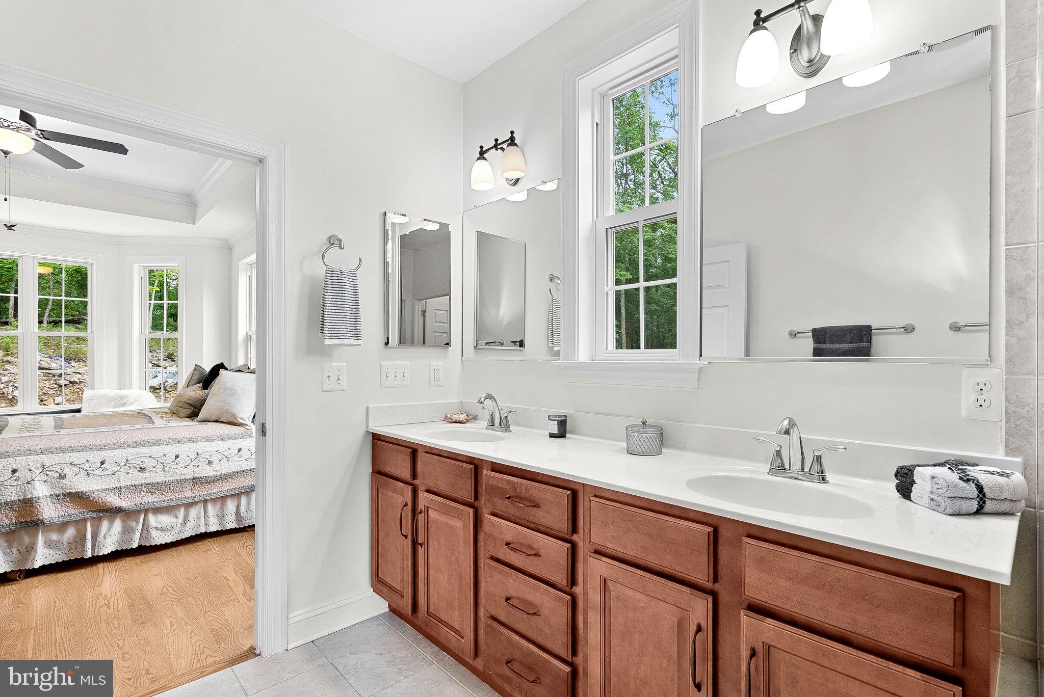 BULL RUN MOUNTAIN - Residential