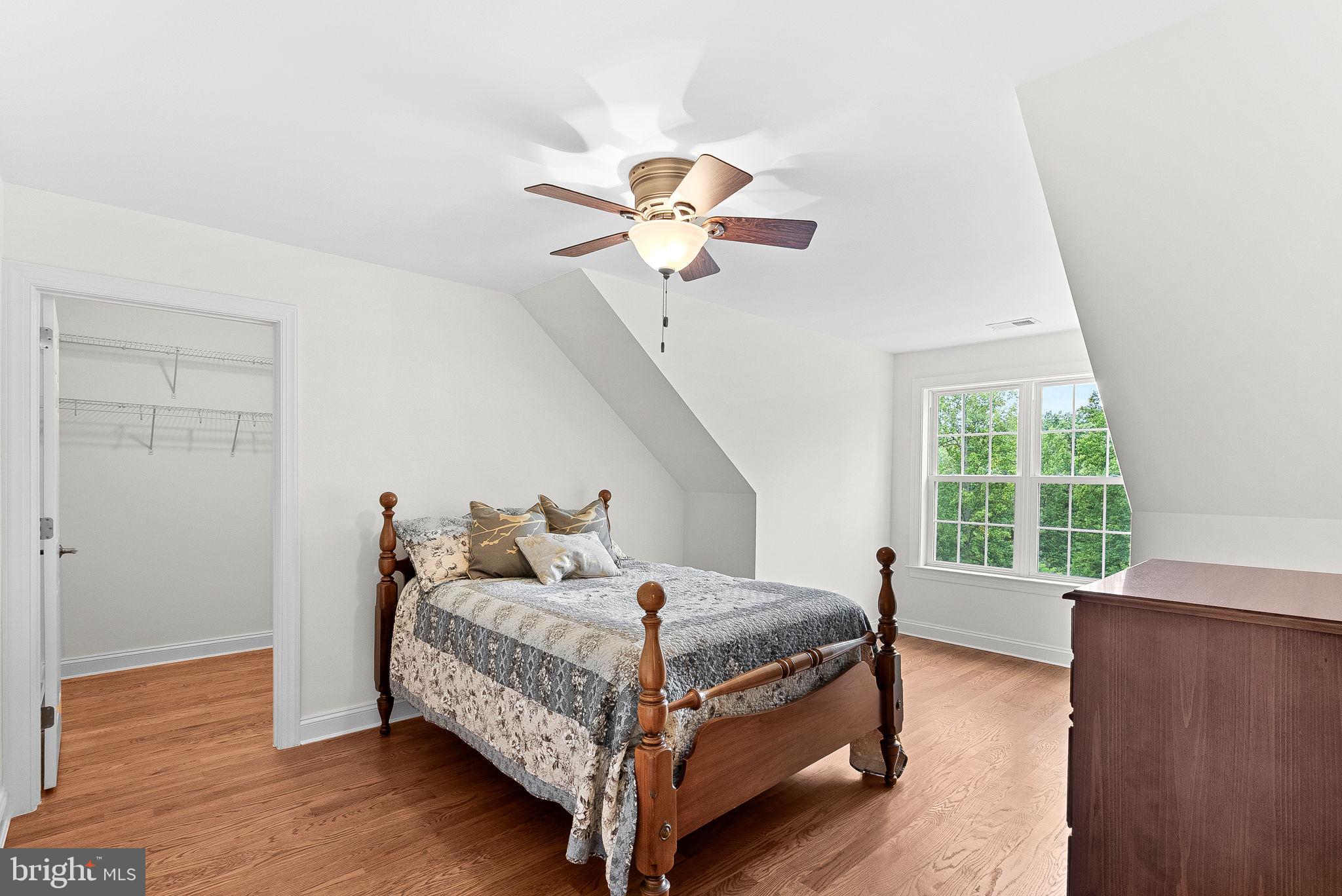 BULL RUN MOUNTAIN - Residential