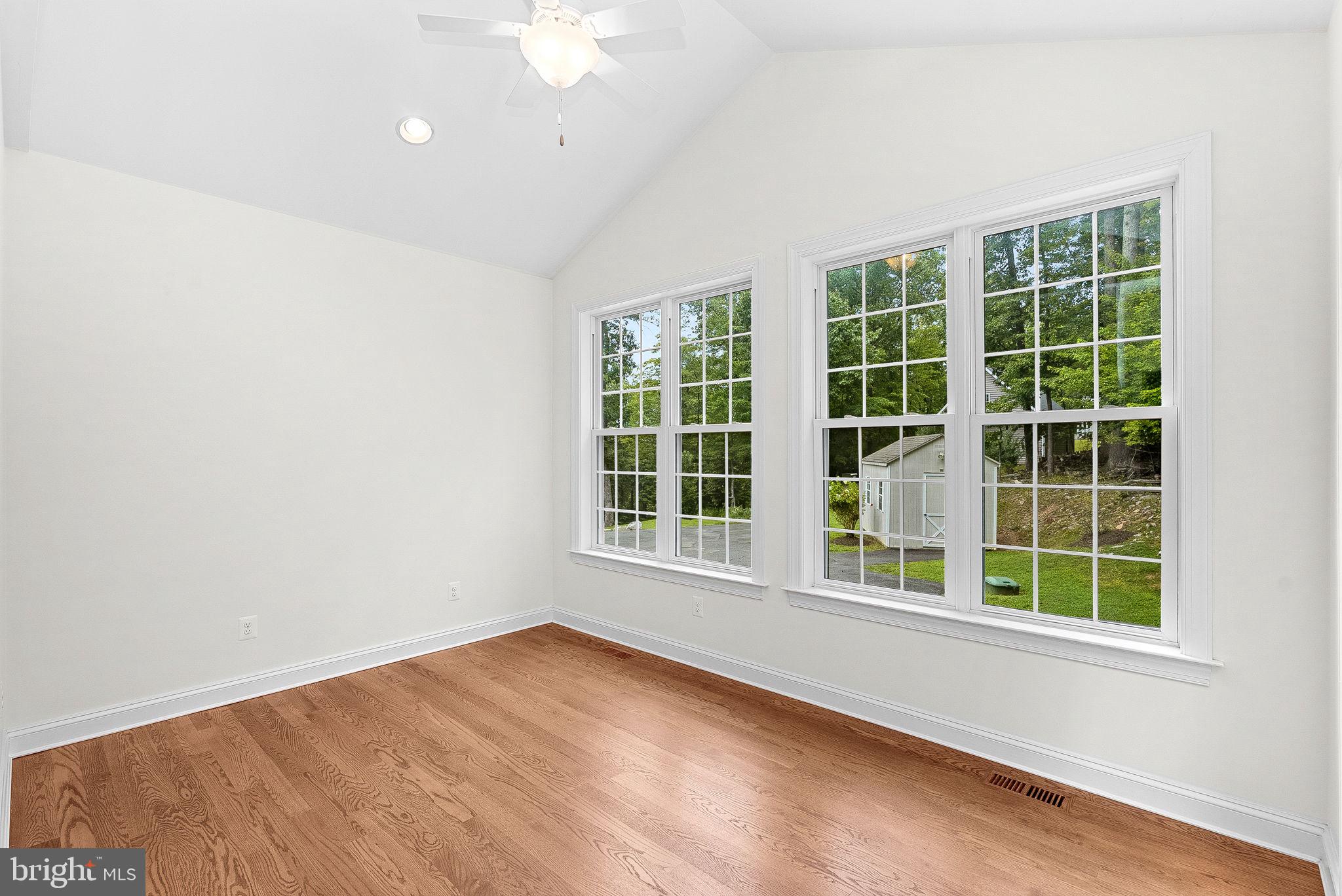 BULL RUN MOUNTAIN - Residential