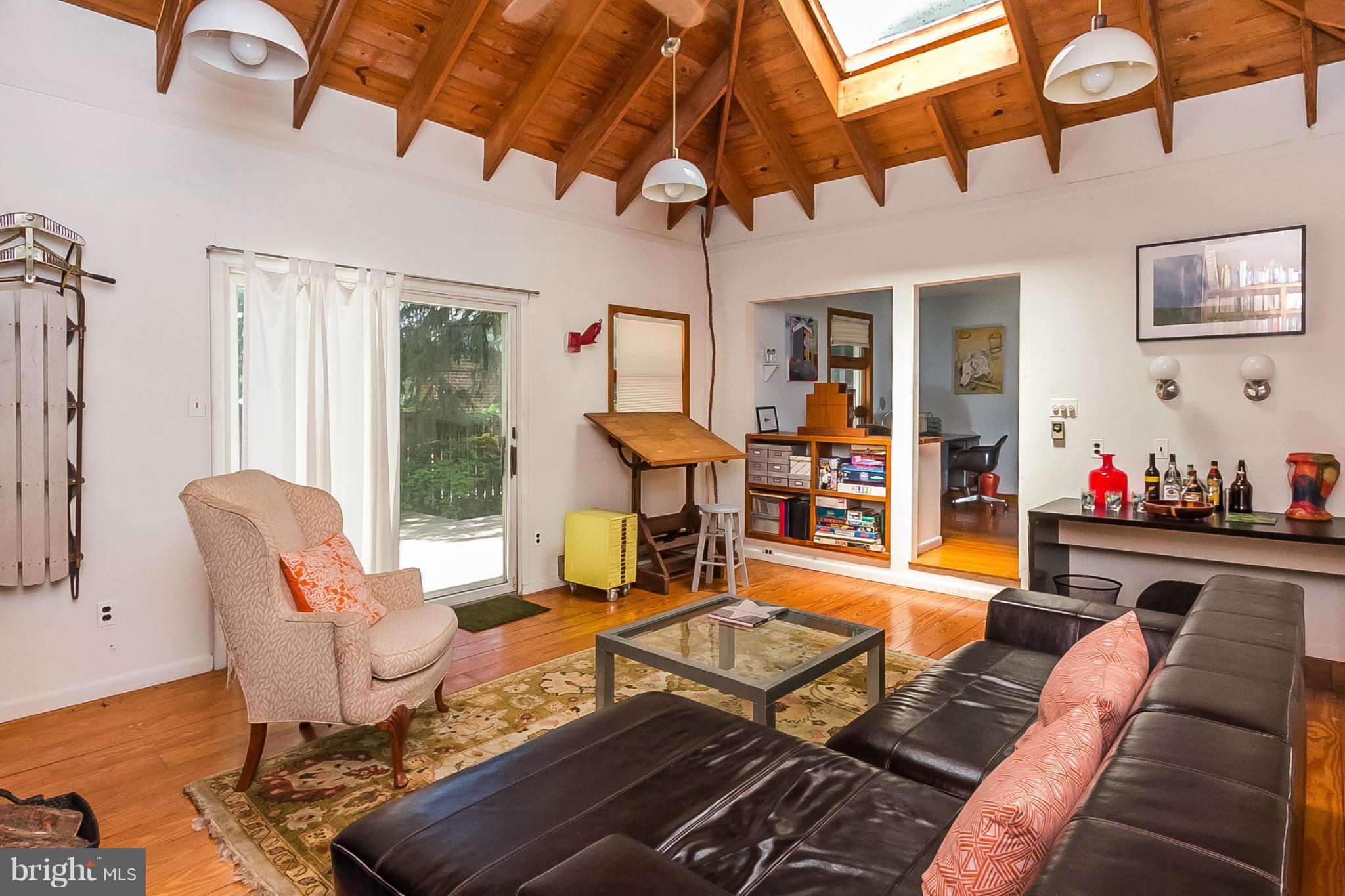 MOUNT WASHINGTON - Residential