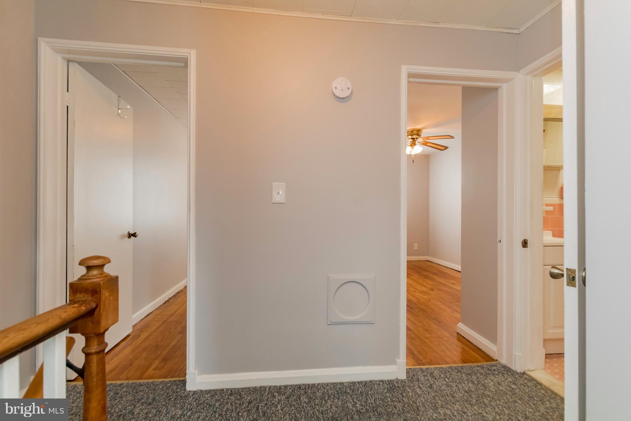 BEVERLY HILLS - Residential Lease