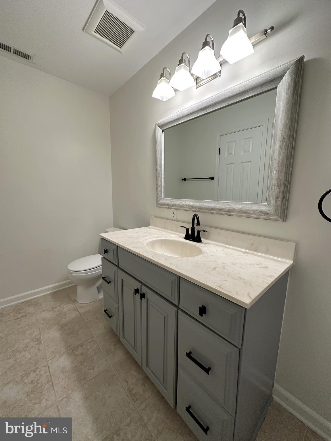 BURKE CENTRE - Residential Lease