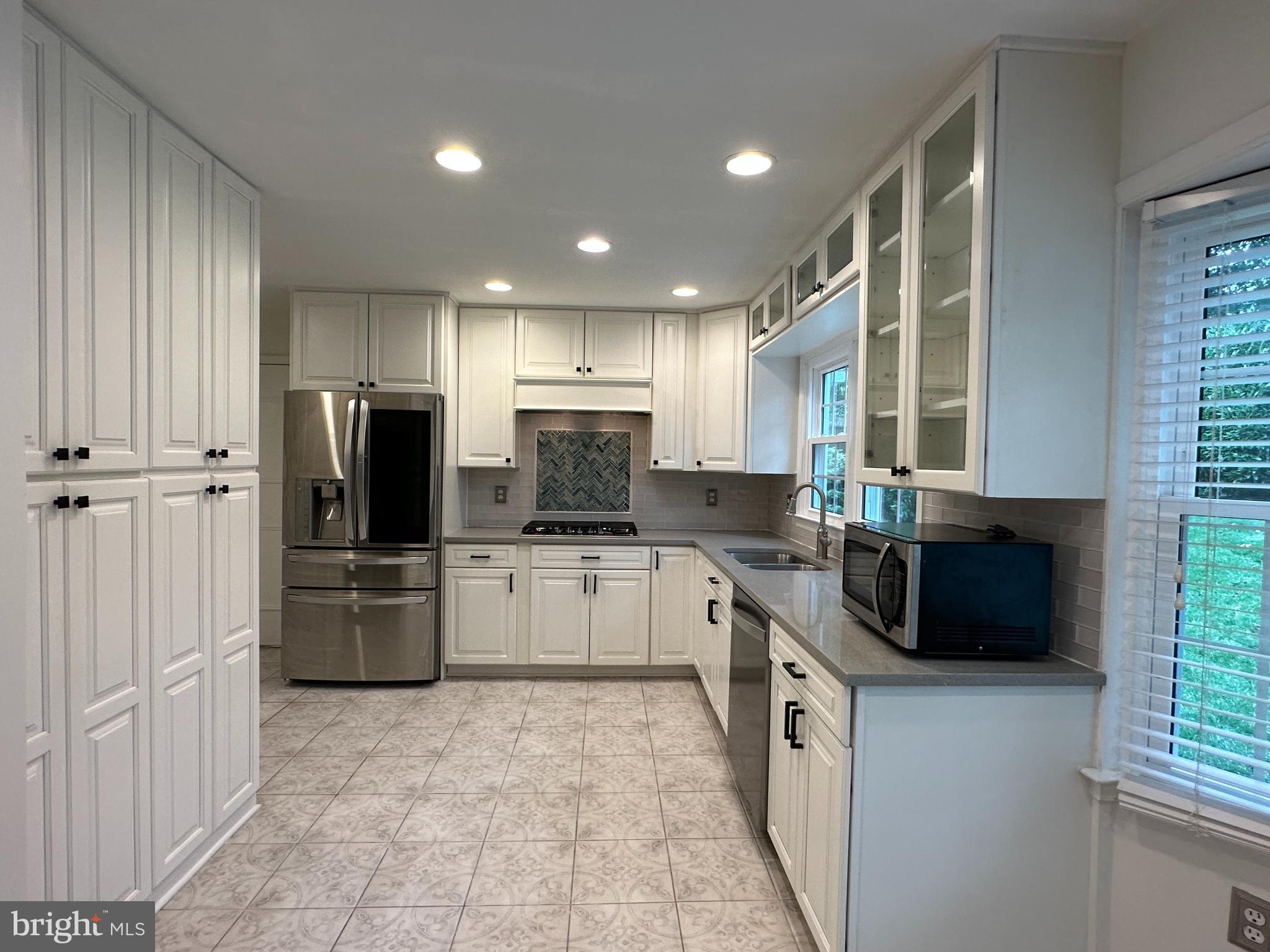 BURKE CENTRE - Residential Lease