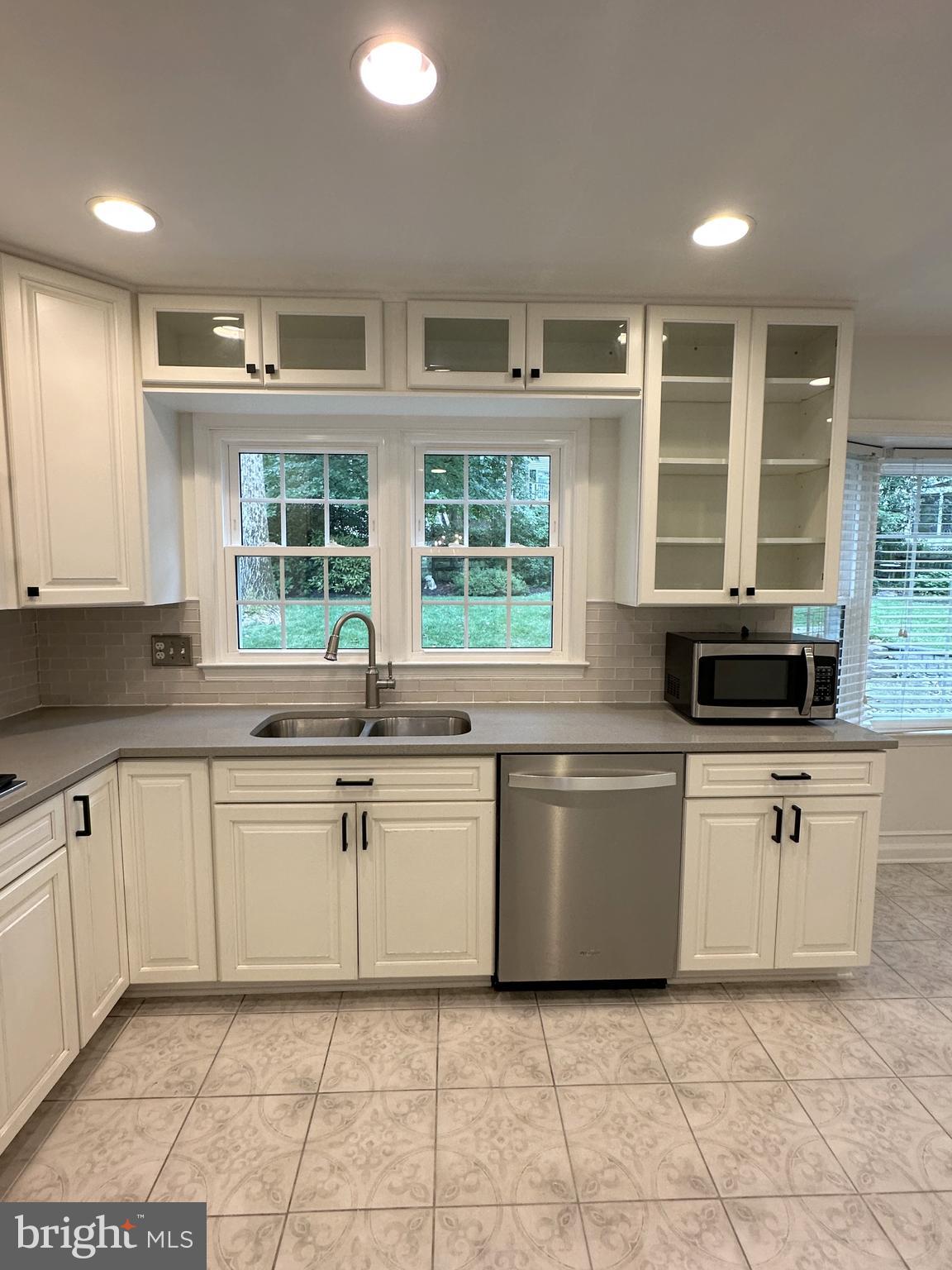 BURKE CENTRE - Residential Lease