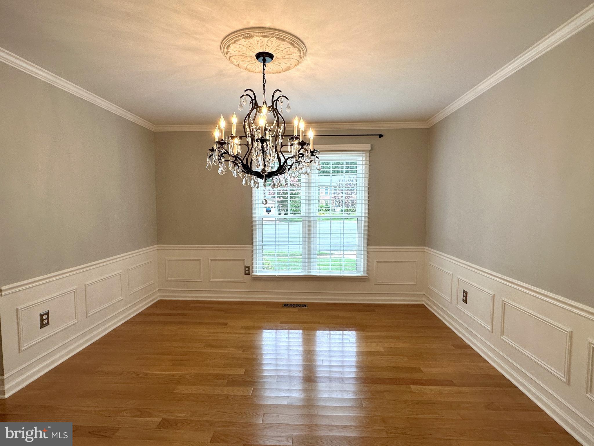 BURKE CENTRE - Residential Lease