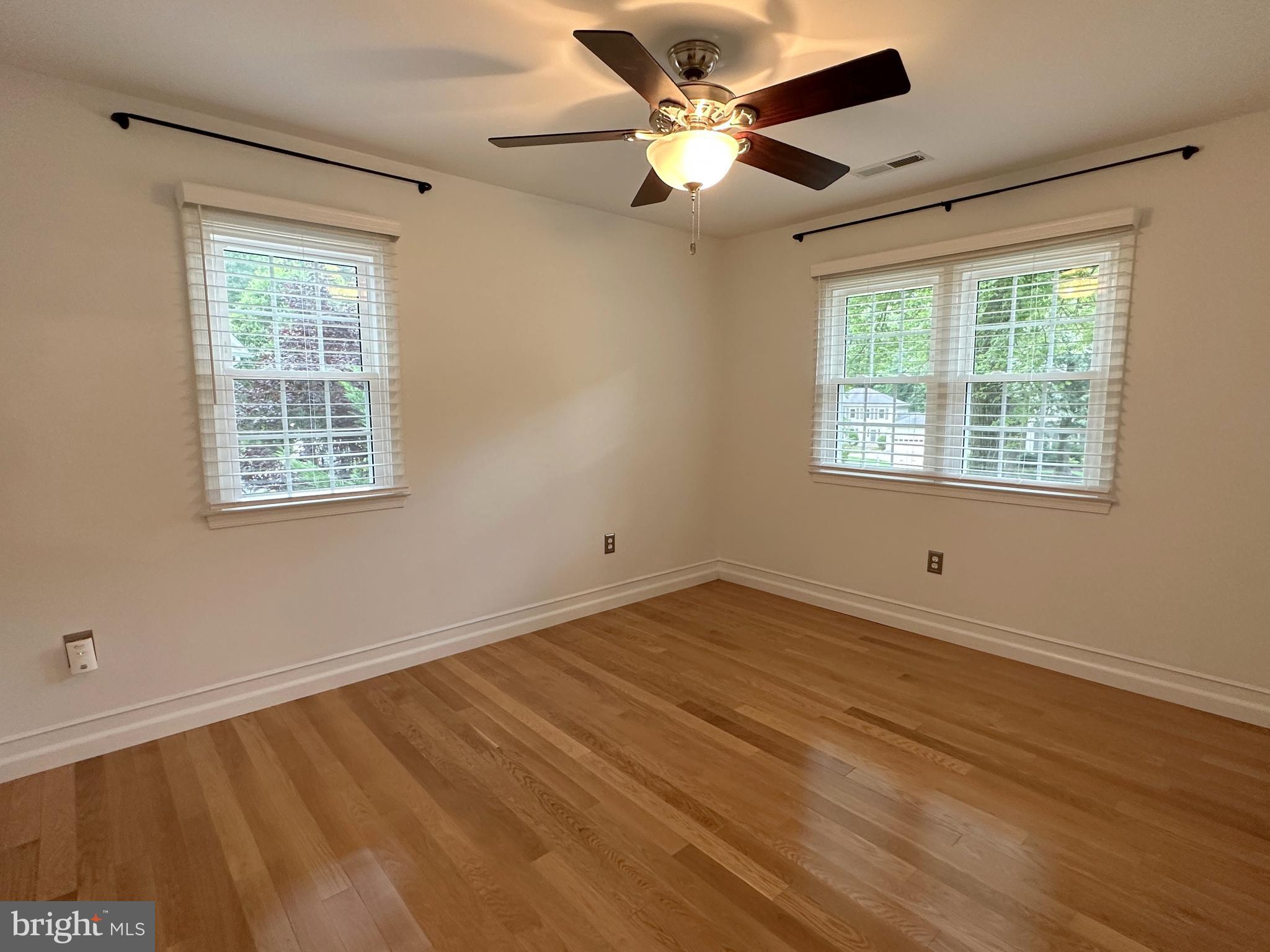 BURKE CENTRE - Residential Lease