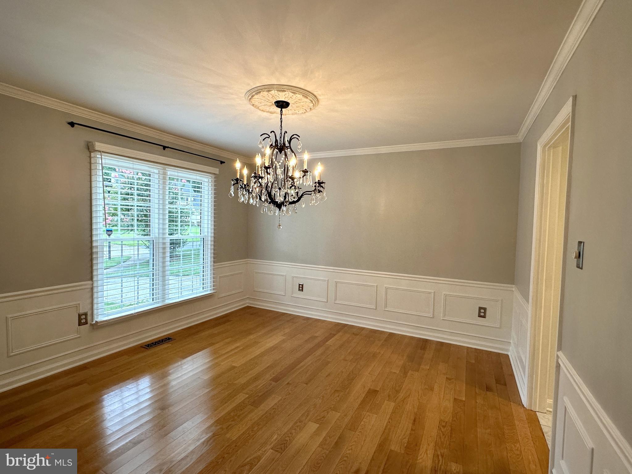 BURKE CENTRE - Residential Lease