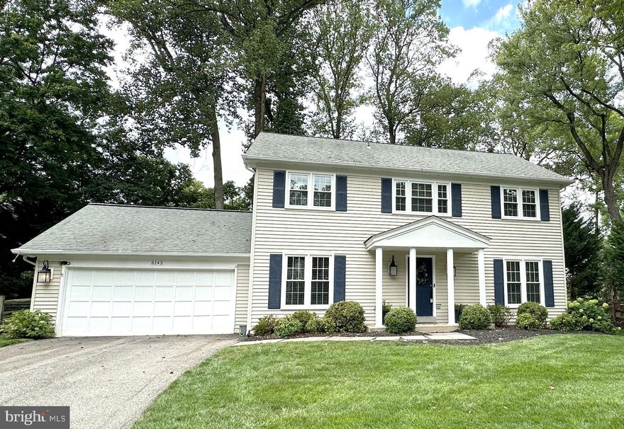 Beautiful Well Maintained Single-Family Home In Burke With 4 Bedrooms 2.5 Bath 2 Car Garage In Quiet Cul-De-Sac.  Spacious & Bright Main Level With Large Family Room Off The Kitchen And Breakfast Area. Gourmet Kitchen Has Granite Countertops, Stainless Steel Appliances And Tile Floors.  Hardwood Floors Throughout The Main & Upper Level.  Large Light Filled Bedrooms With Ample Closet Space.  Finished Basement Has A Pool Table For Your Enjoyment.  Fenced Backyard With Oversized Flag Stone Patio And Fire Place Perfect For Relaxing And Entertaining.  Close To Express Bus To Metro & Pentagon, VRE In Burke, Easy Access To Fairfax County Parkway.  A Must See.  THE NON-REFUNDABLE RENTAL APPLICATION FEE IS $50.00 PER PERSON OVER 18 YEARS OF AGE. 700 VANTAGE 3.0 MINIMUM CREDIT SCORE REQUIRED FOR ALL APPLICANTS. NO CO-SIGNERS.