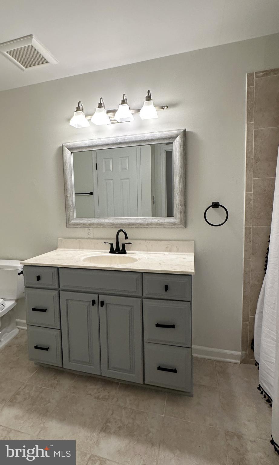 BURKE CENTRE - Residential Lease