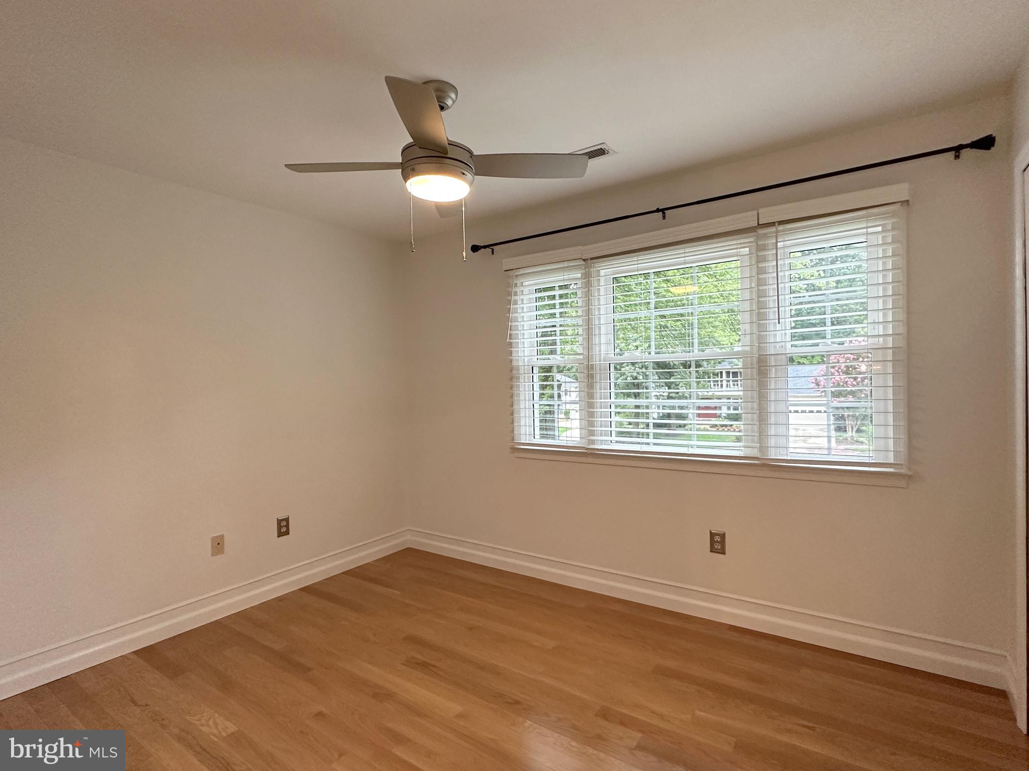 BURKE CENTRE - Residential Lease