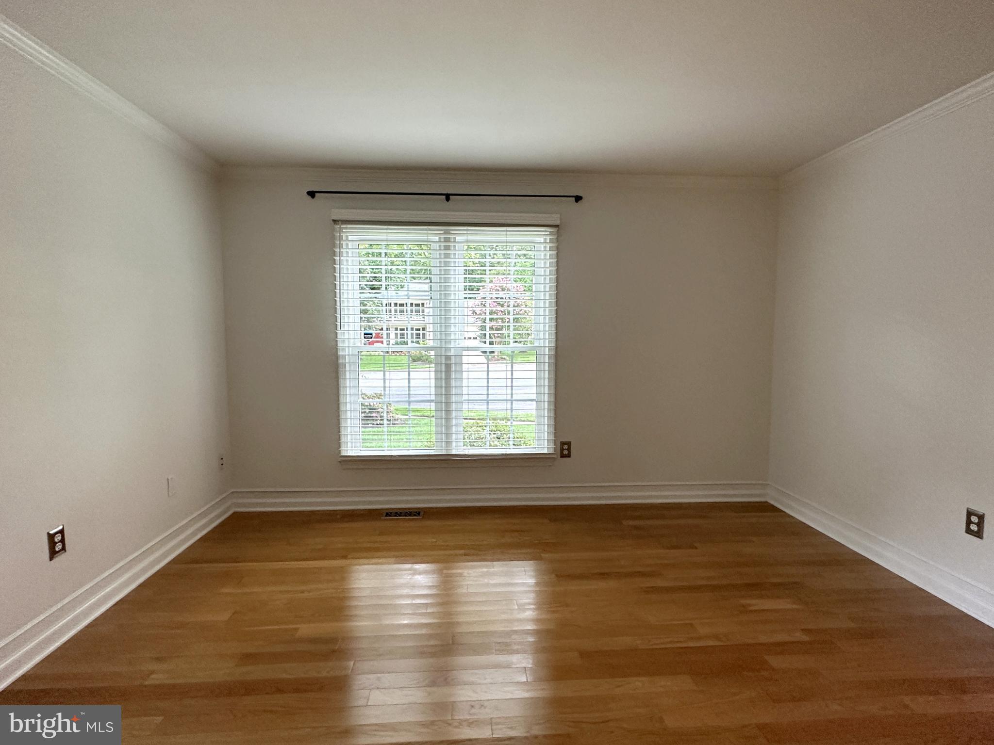 BURKE CENTRE - Residential Lease