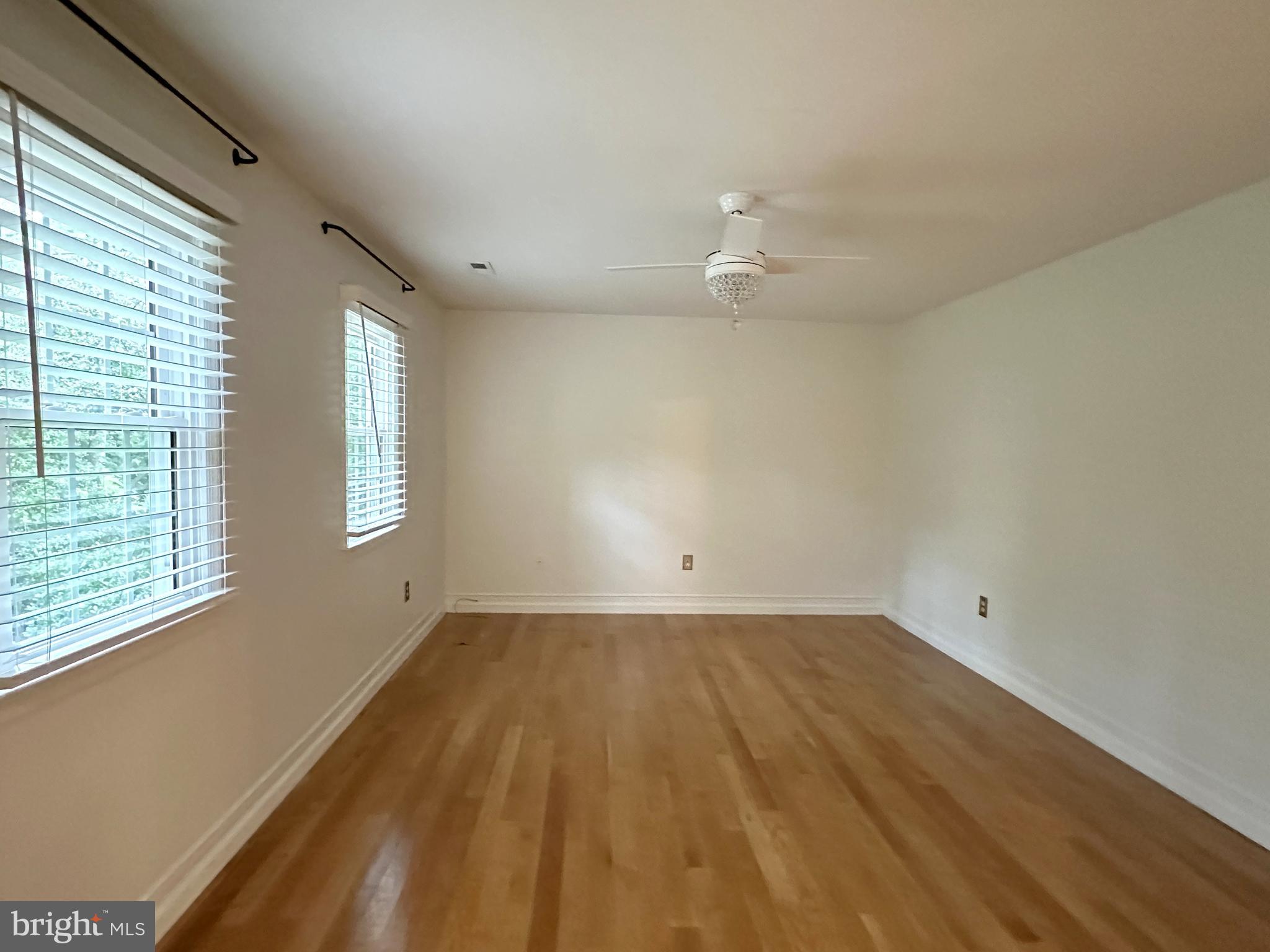 BURKE CENTRE - Residential Lease