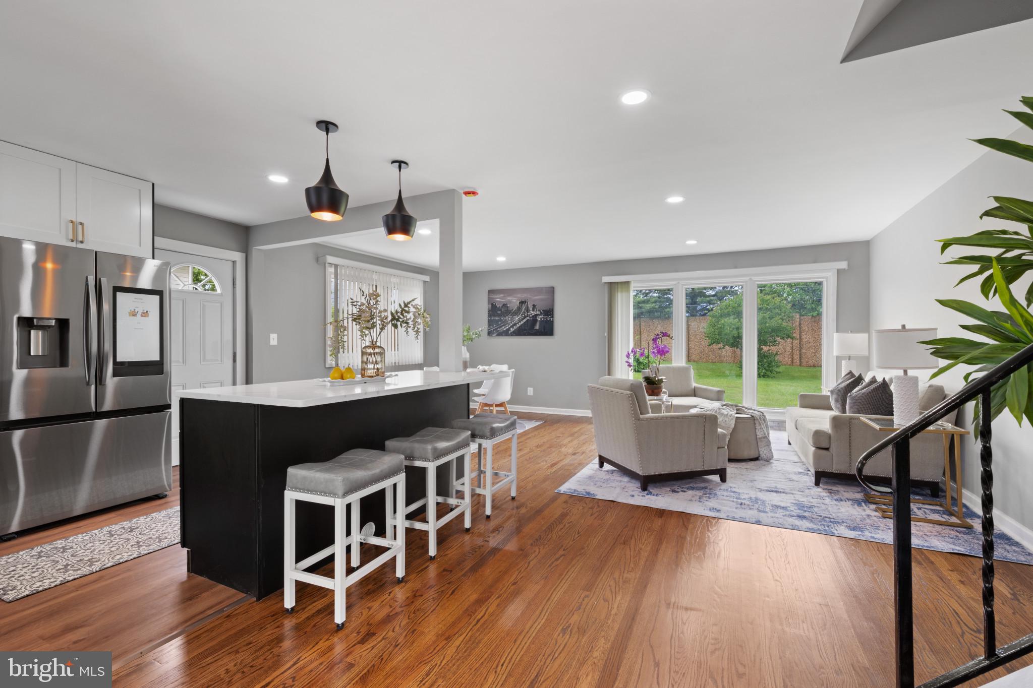 SHIRLEY HILLS - Residential Lease