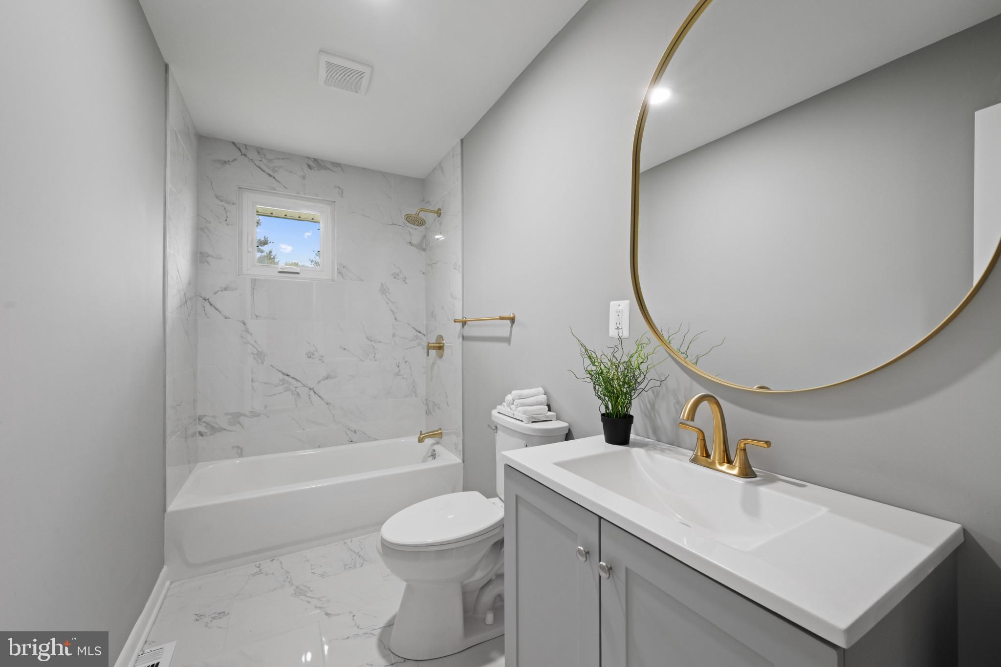 SHIRLEY HILLS - Residential Lease