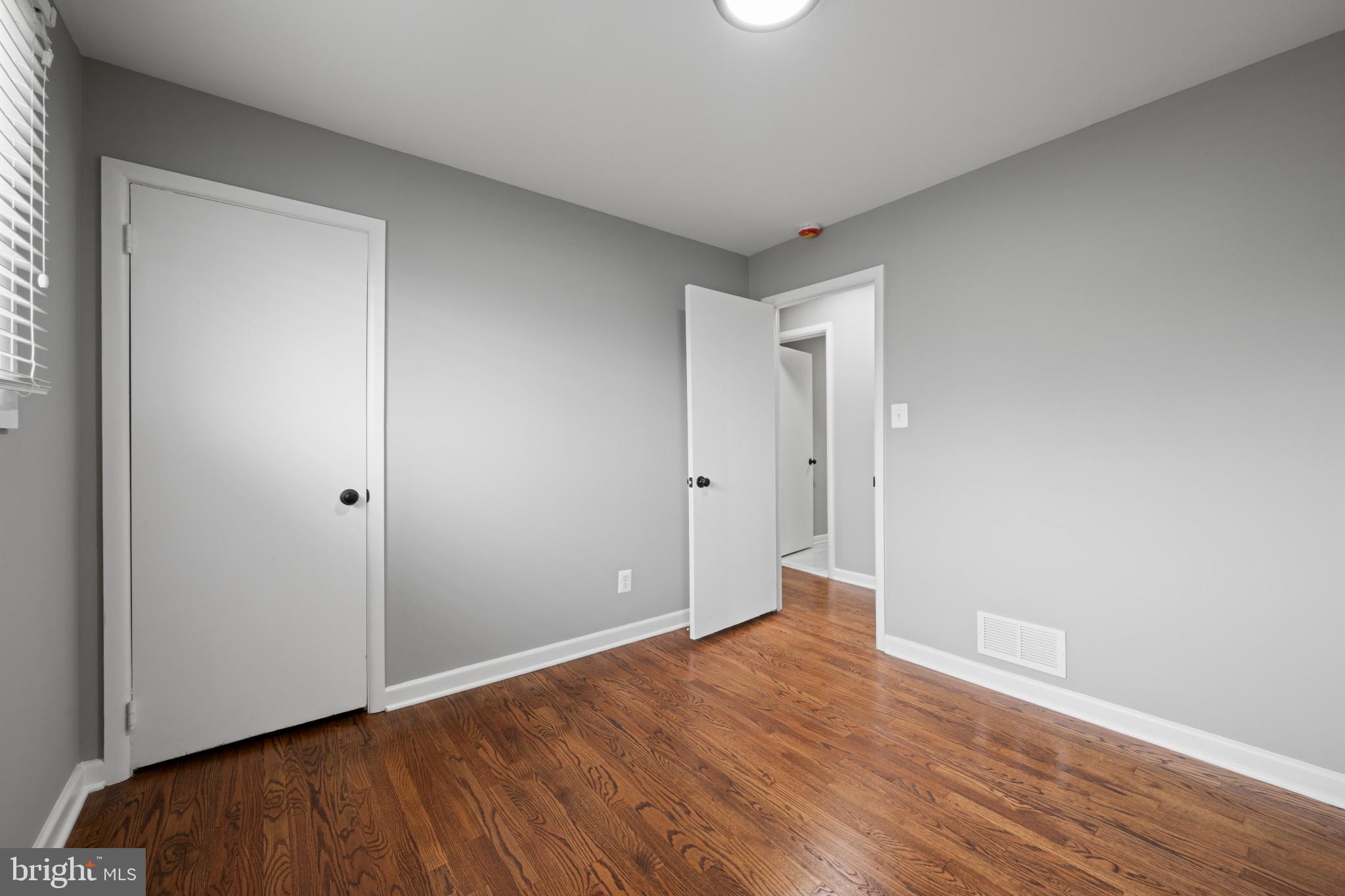 SHIRLEY HILLS - Residential Lease