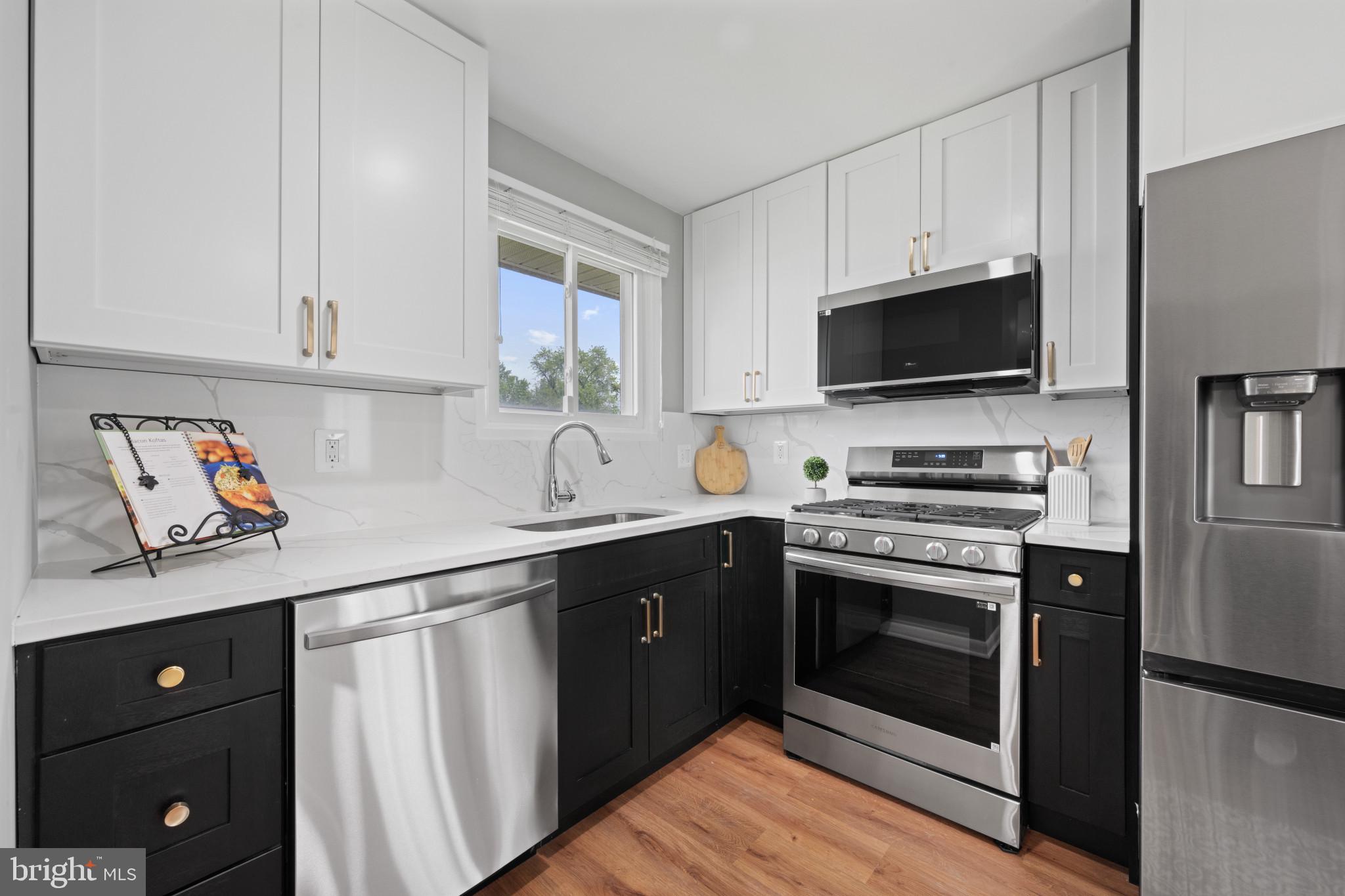 SHIRLEY HILLS - Residential Lease