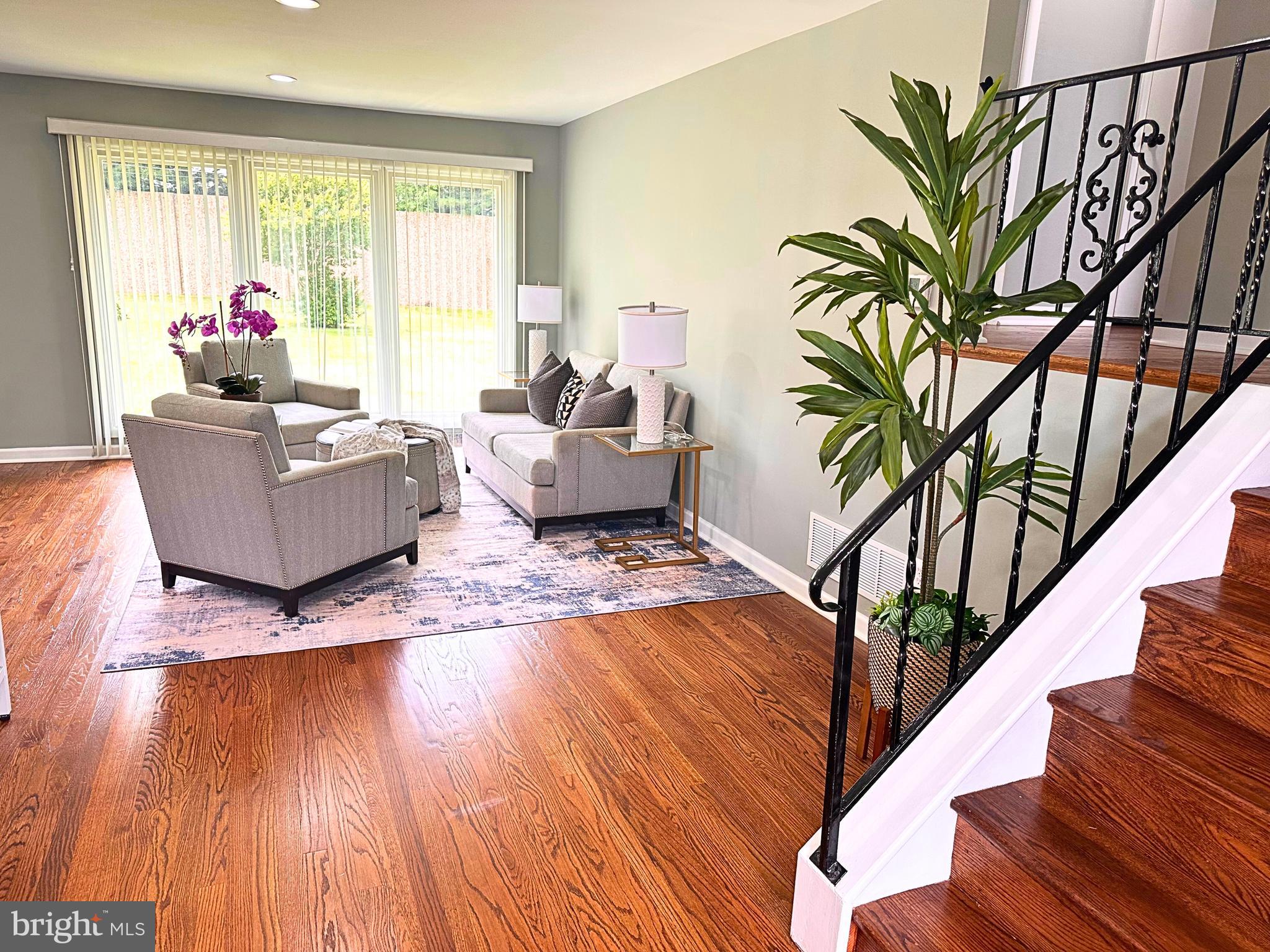 SHIRLEY HILLS - Residential Lease