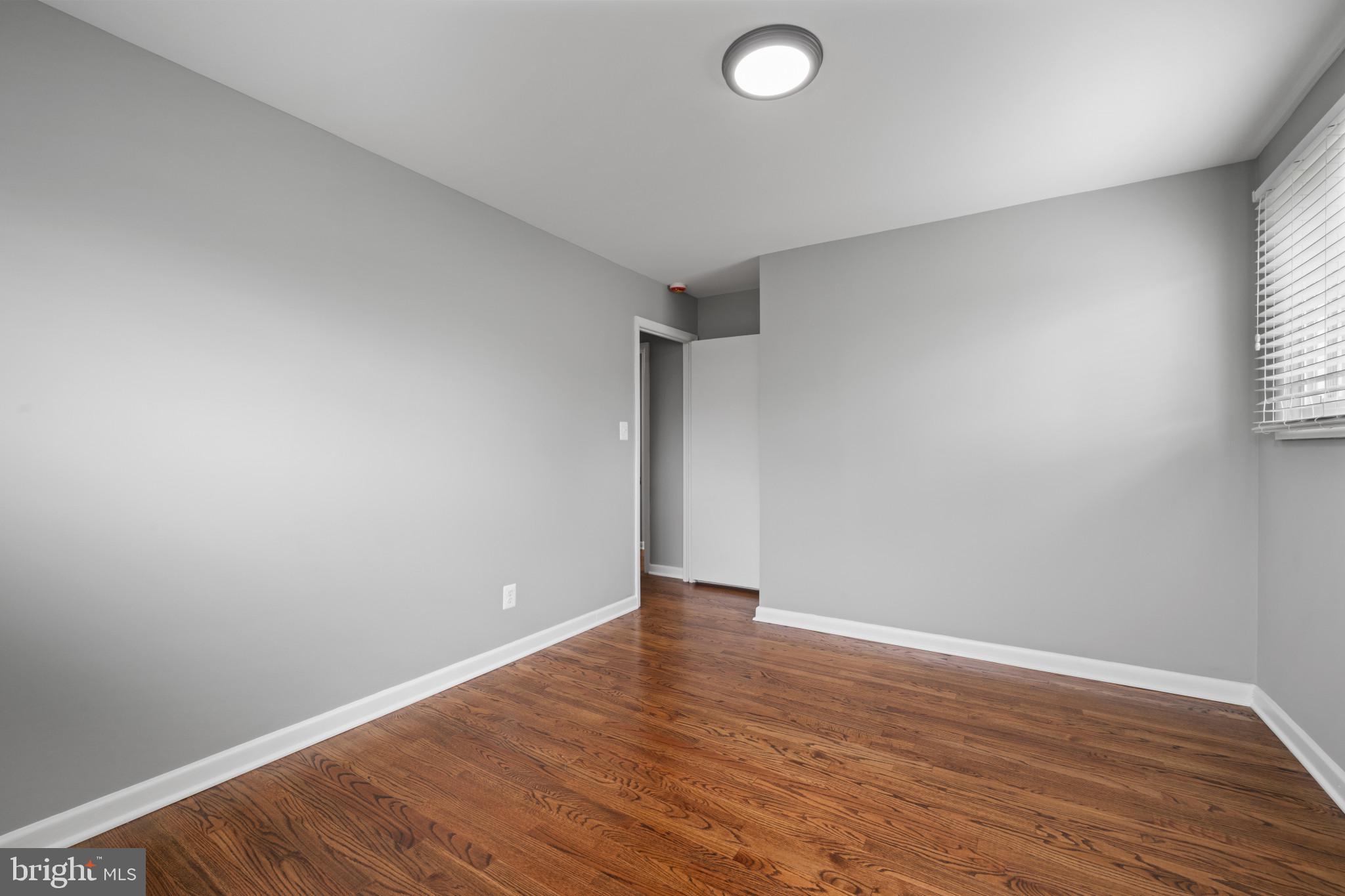 SHIRLEY HILLS - Residential Lease