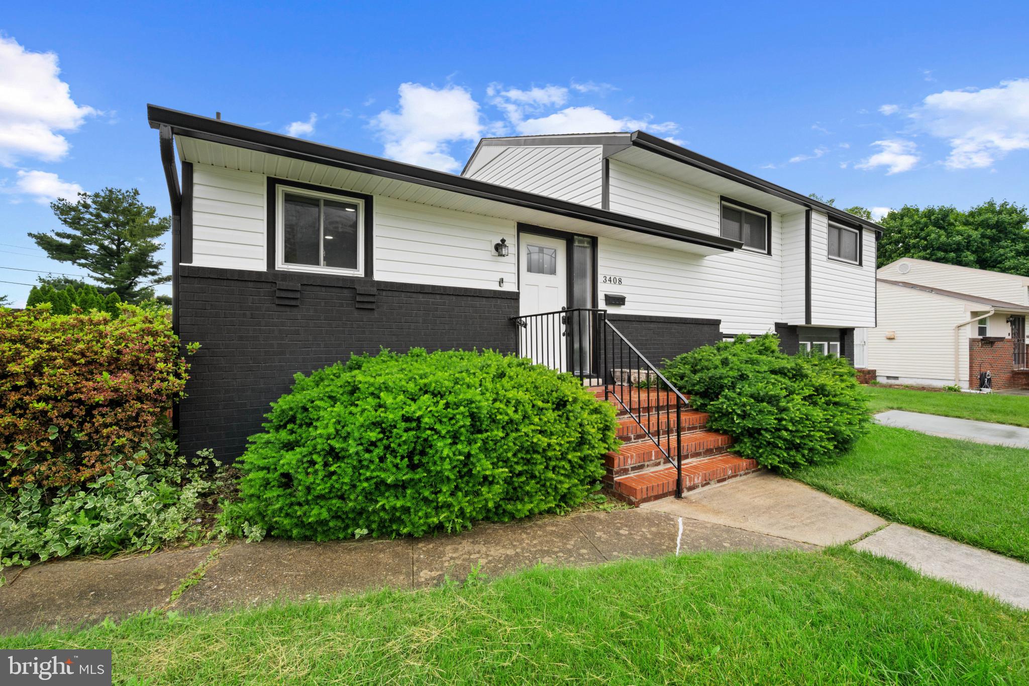 SHIRLEY HILLS - Residential Lease