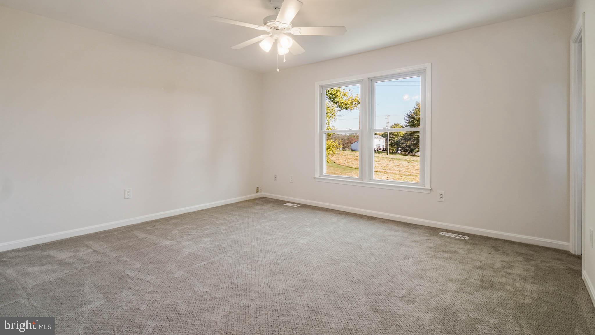 MILLS FARM - Residential