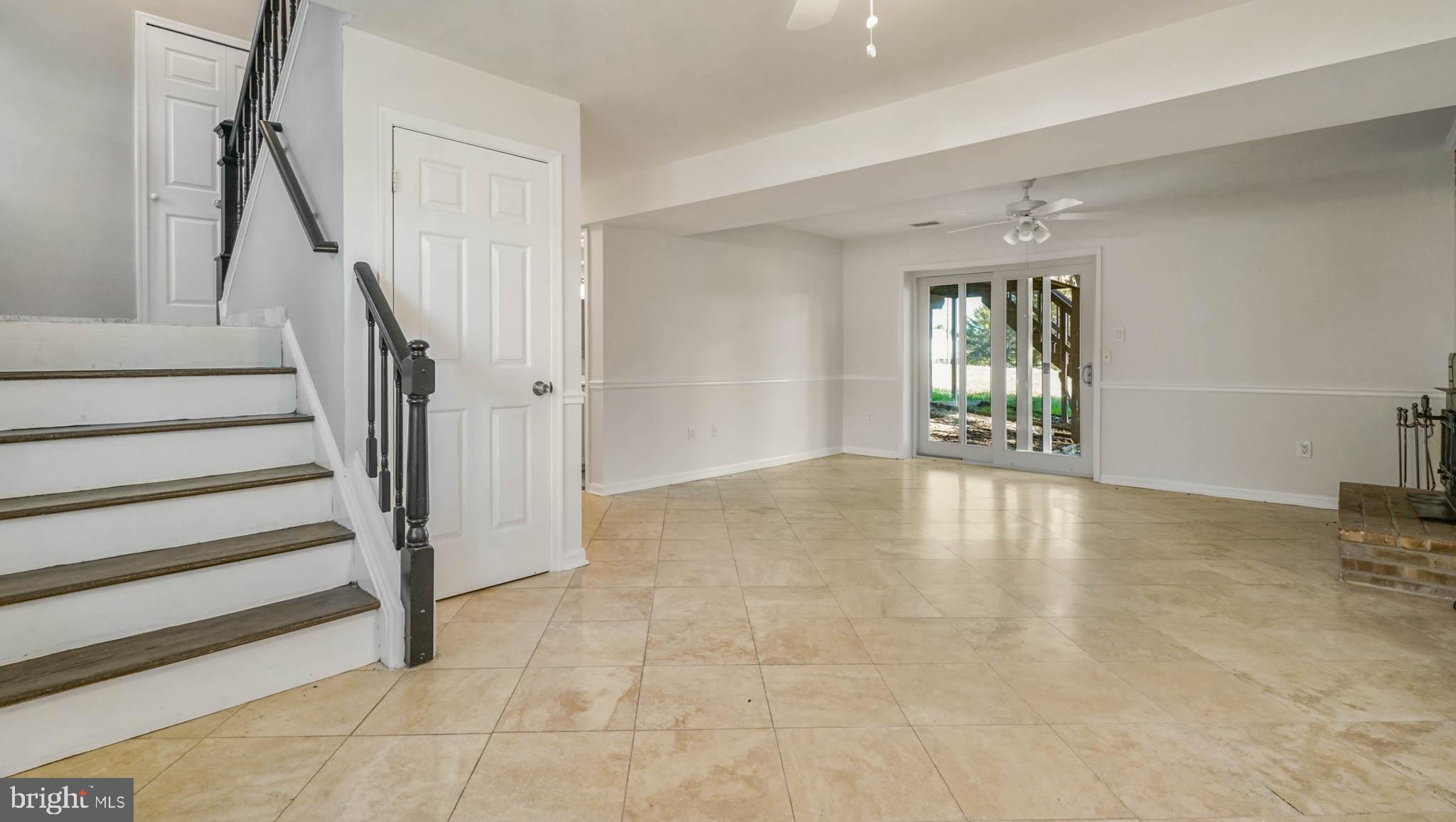 MILLS FARM - Residential