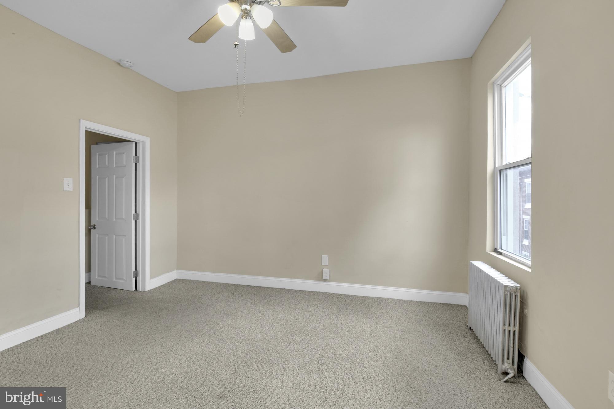 DICKENS SQ - Residential Lease