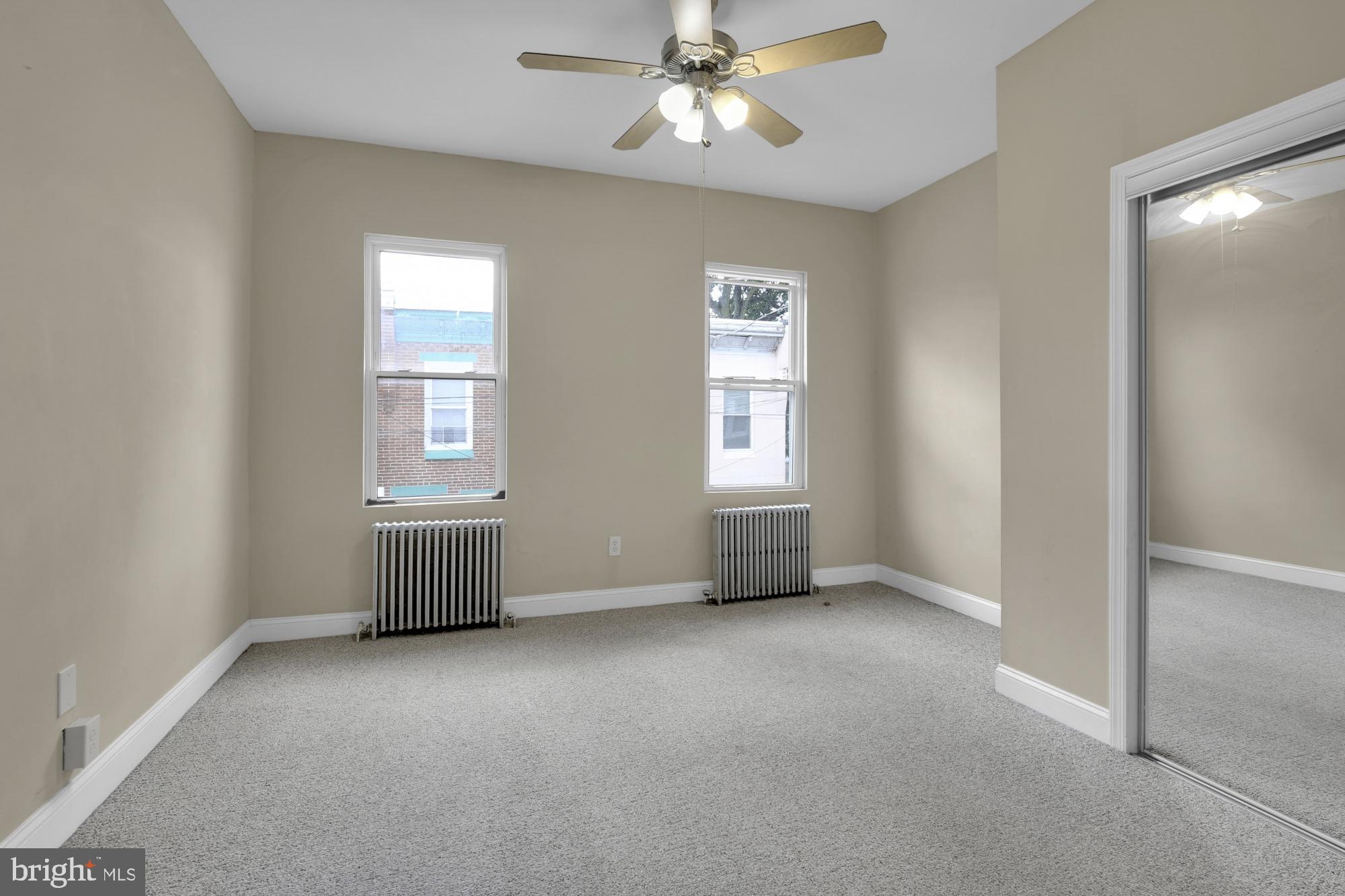 DICKENS SQ - Residential Lease