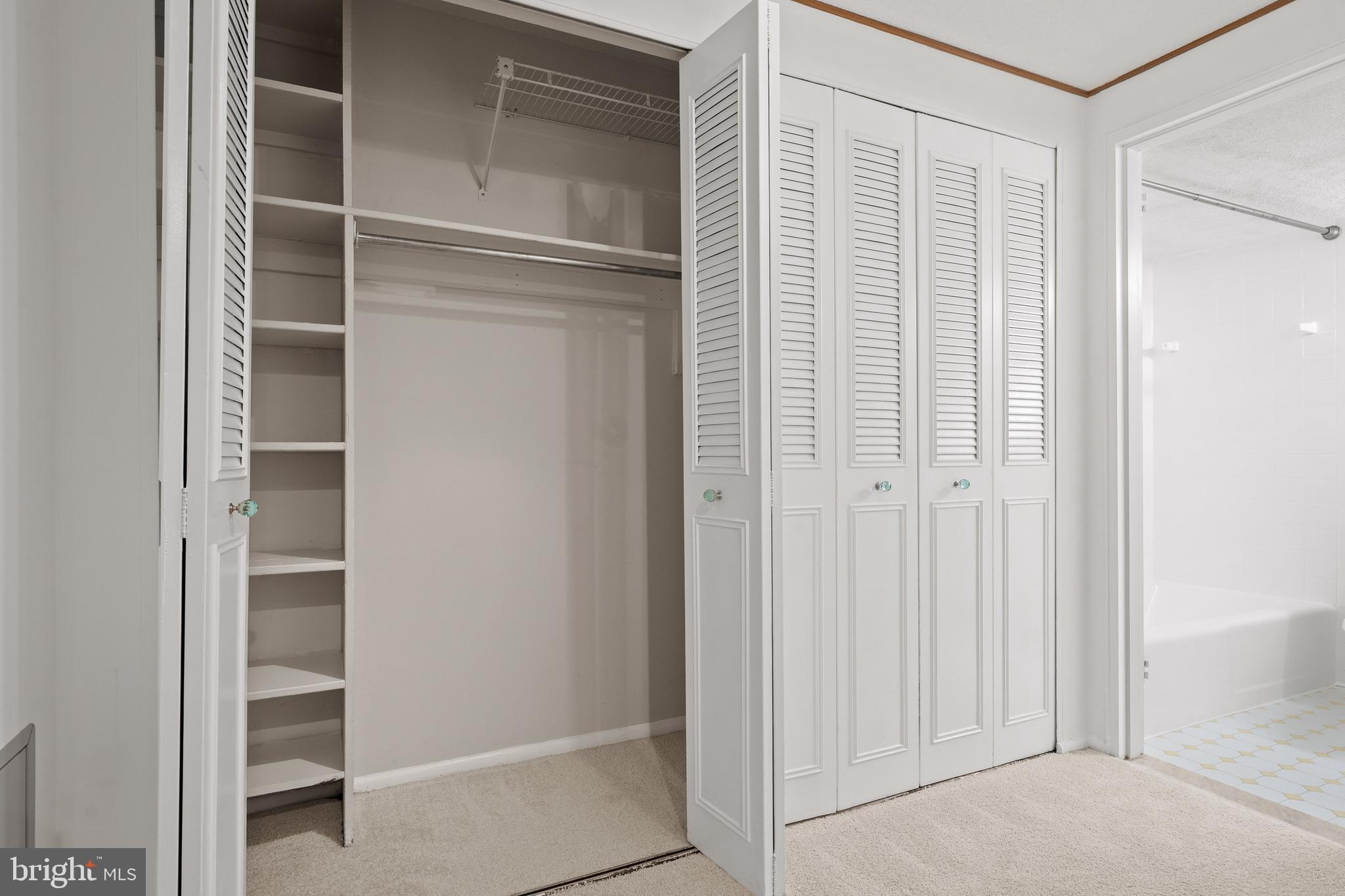 THE CARLTON - Residential