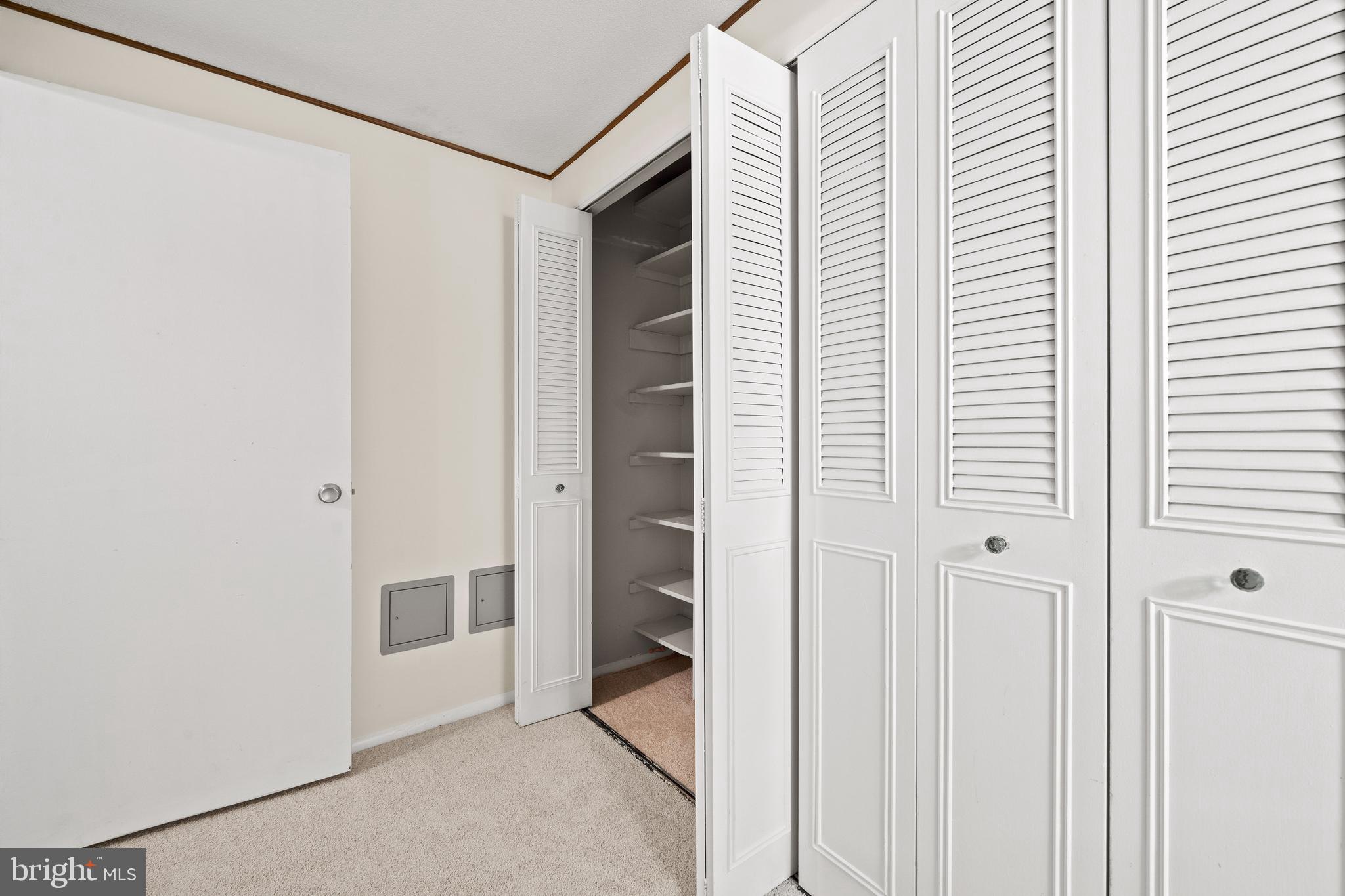 THE CARLTON - Residential